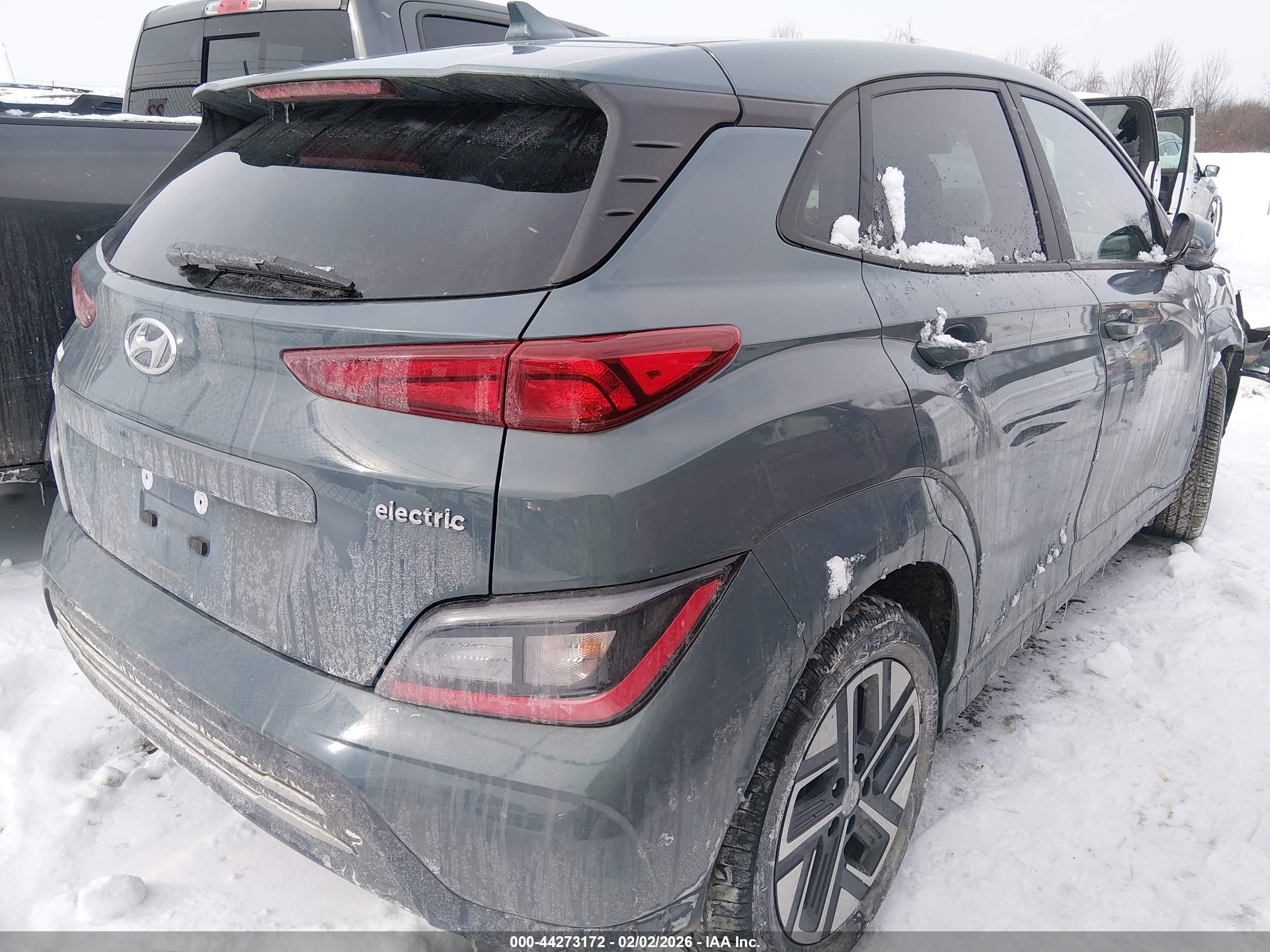 HYUNDAI KONA image 4