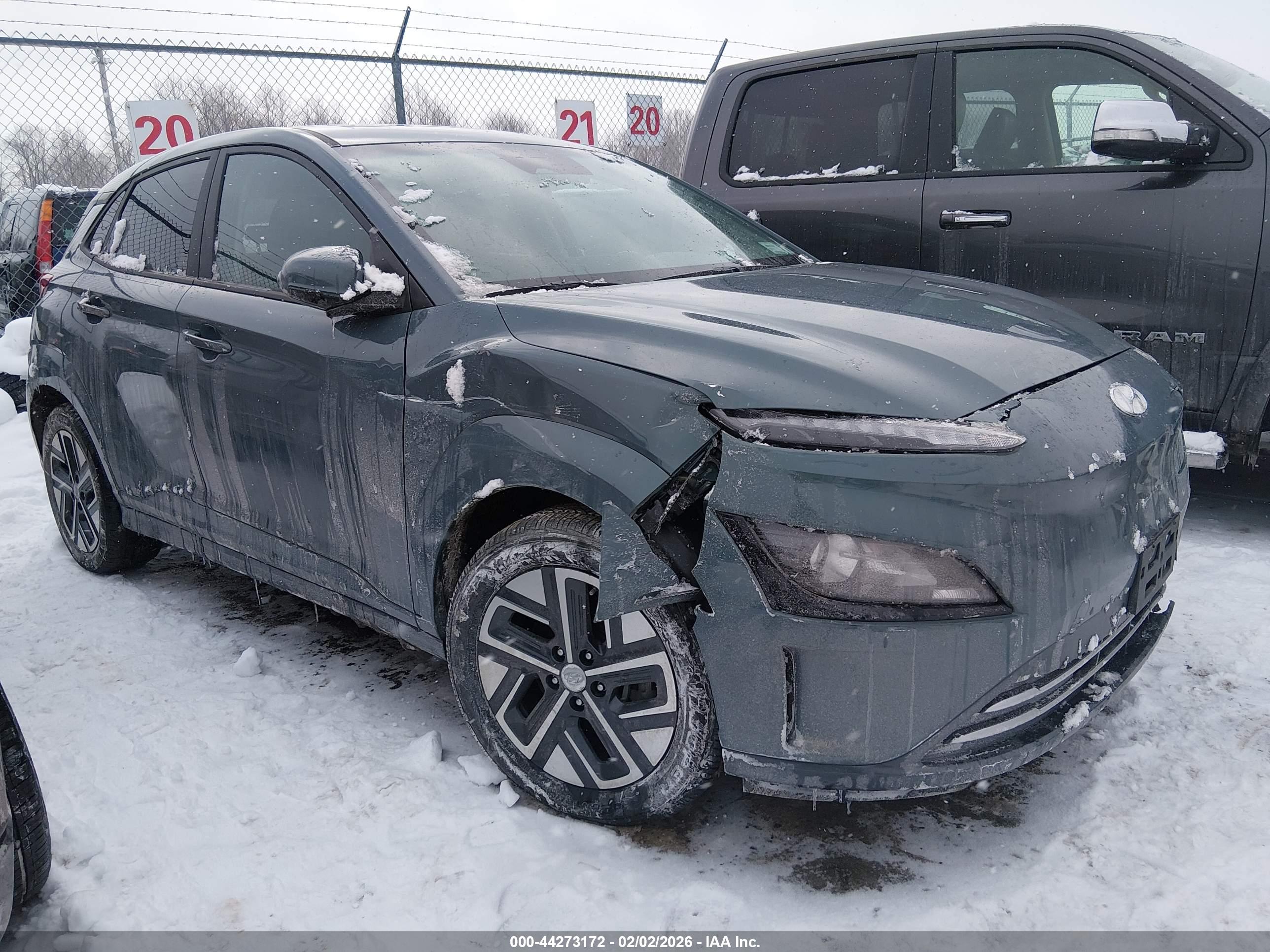 HYUNDAI KONA image 6