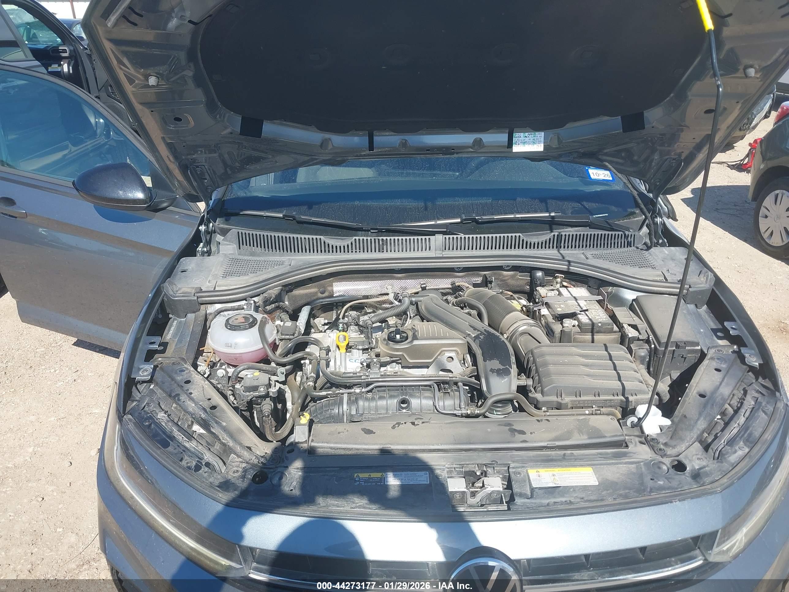 VOLKSWAGEN JETTA image 10