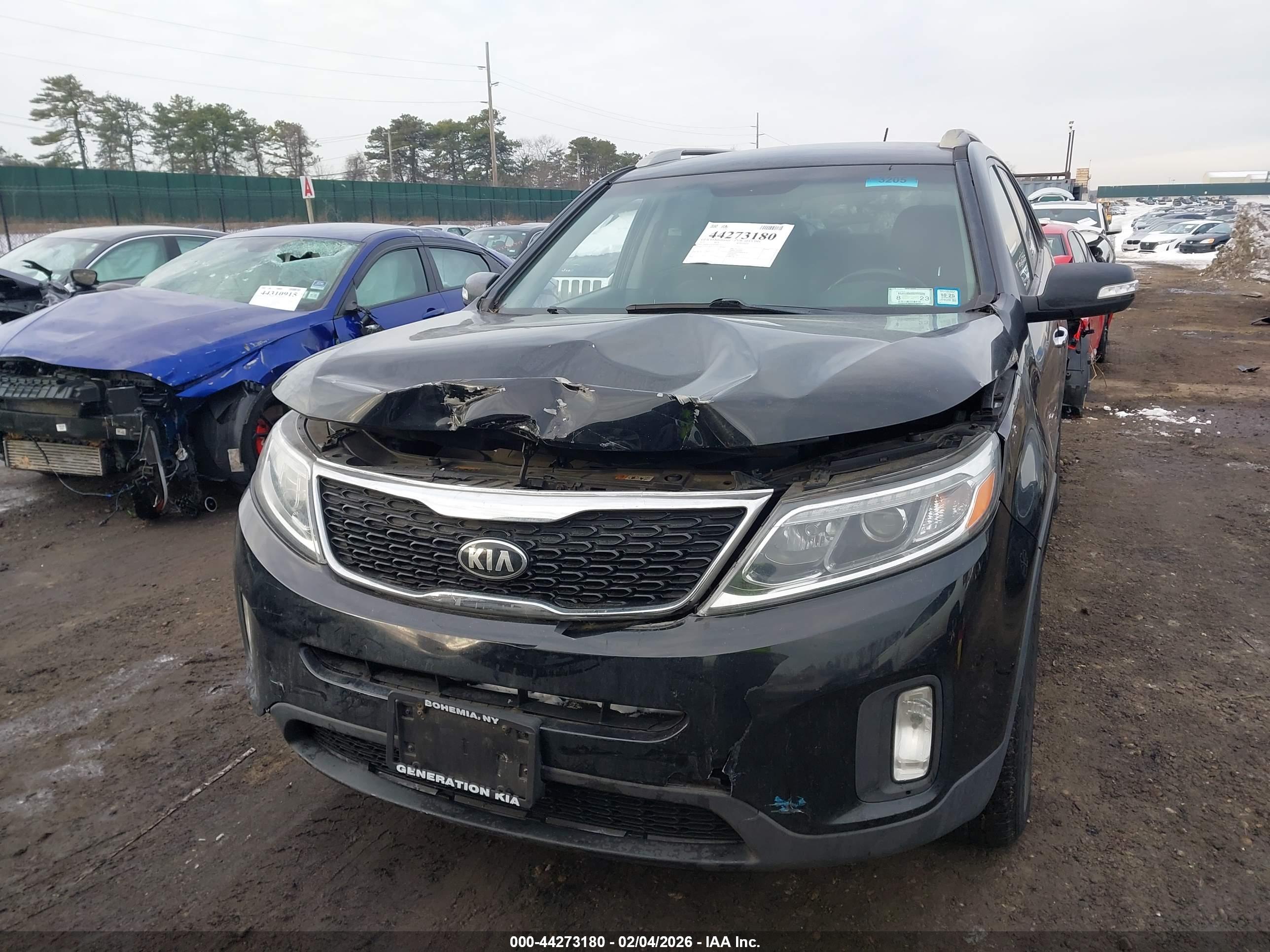 KIA SORENTO image 6