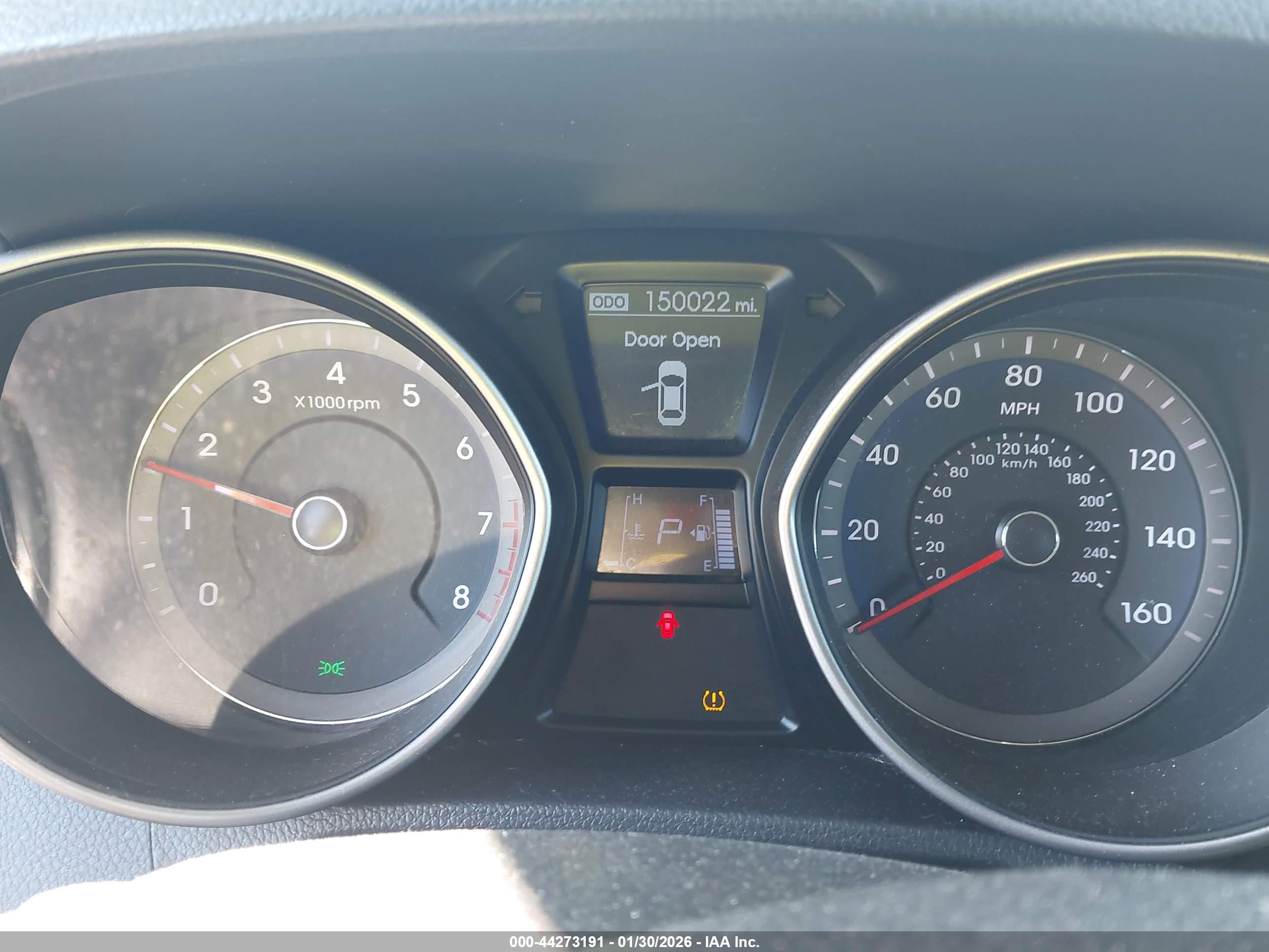 HYUNDAI ELANTRA image 7