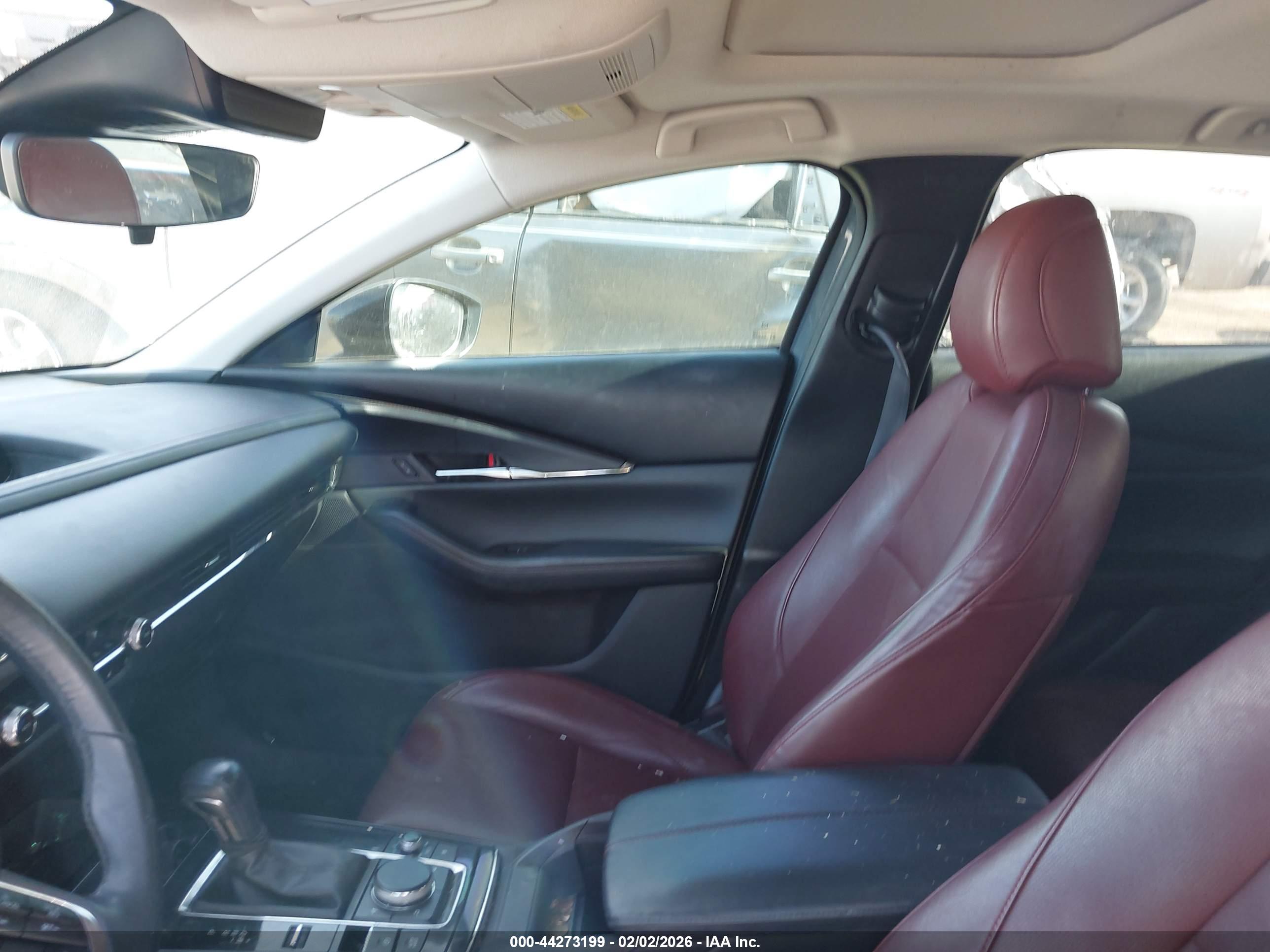 MAZDA CX-30 image 5