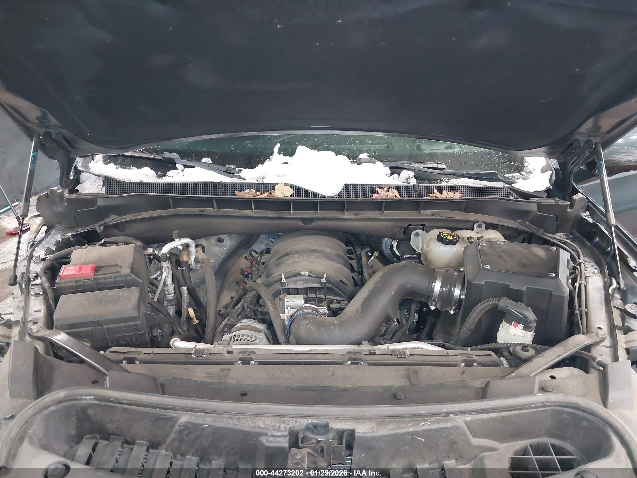 CHEVROLET SUBURBAN image 10
