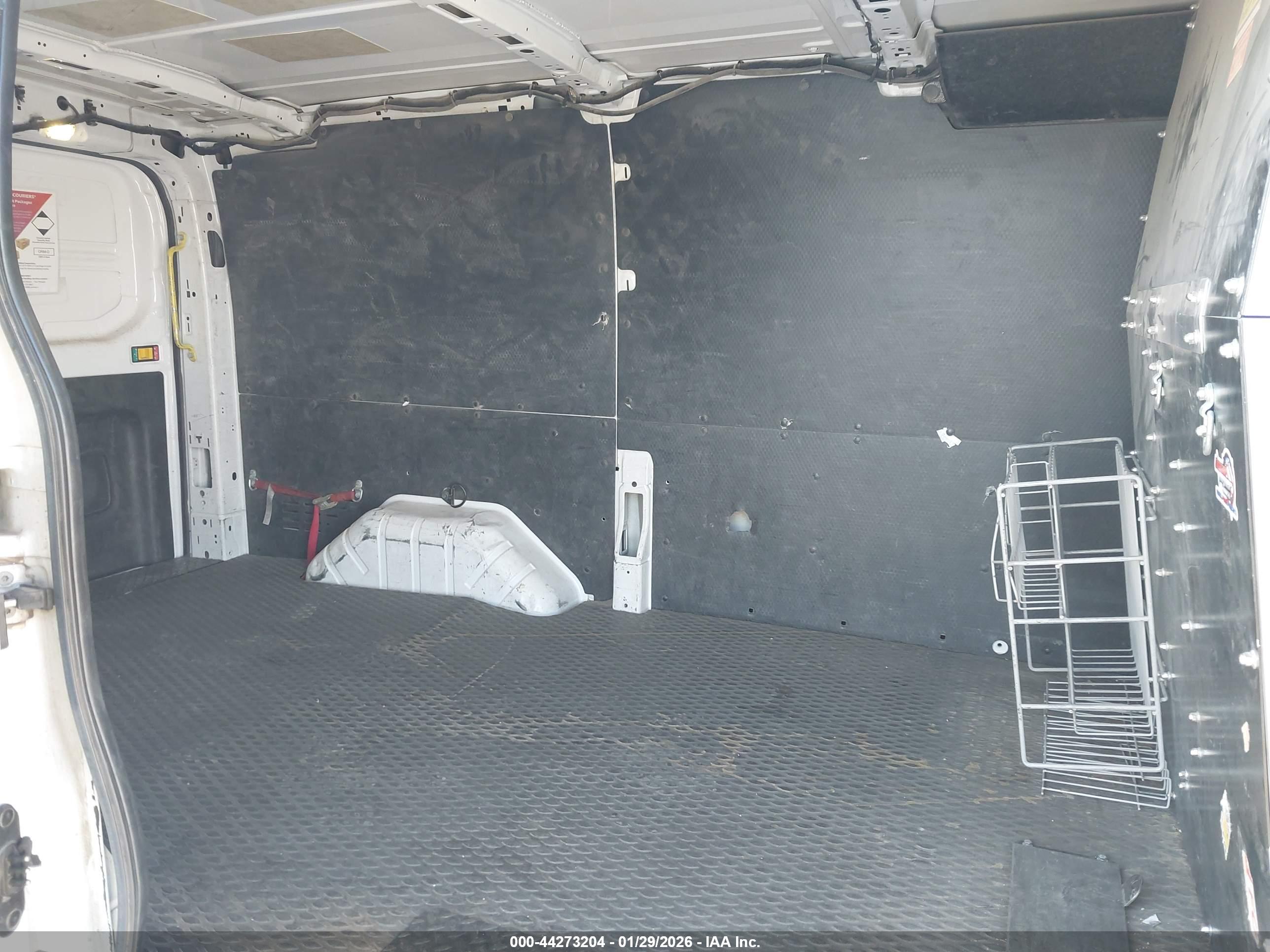 FORD TRANSIT-150 image 8