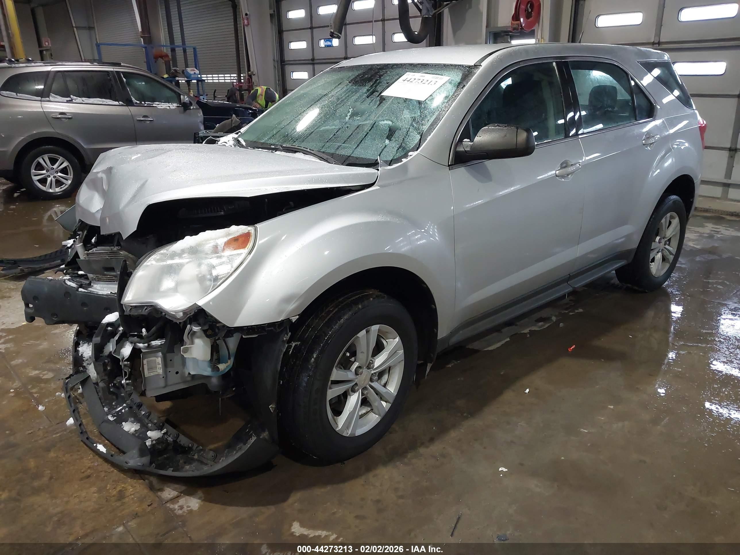 CHEVROLET EQUINOX image 2