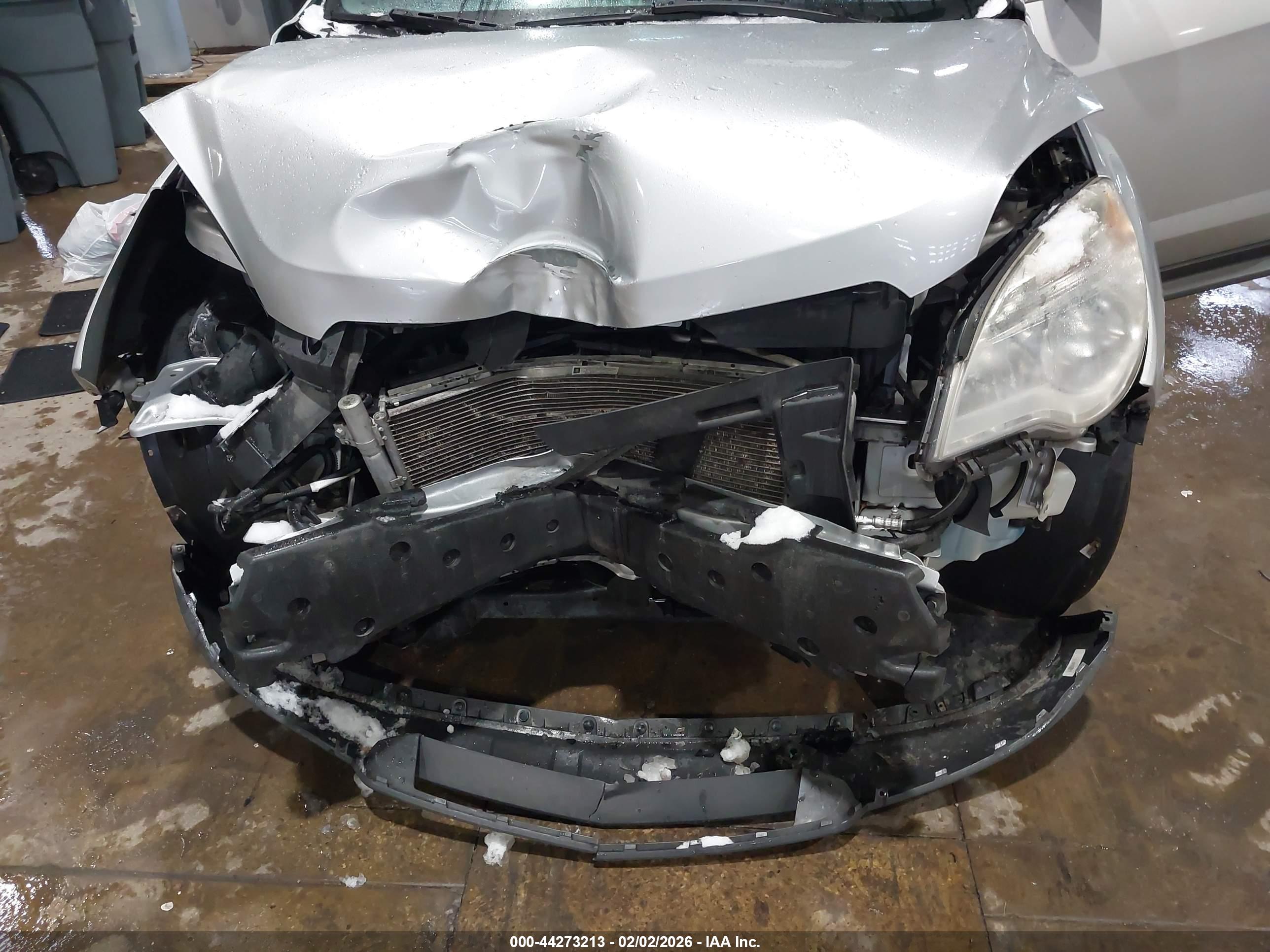 CHEVROLET EQUINOX image 6
