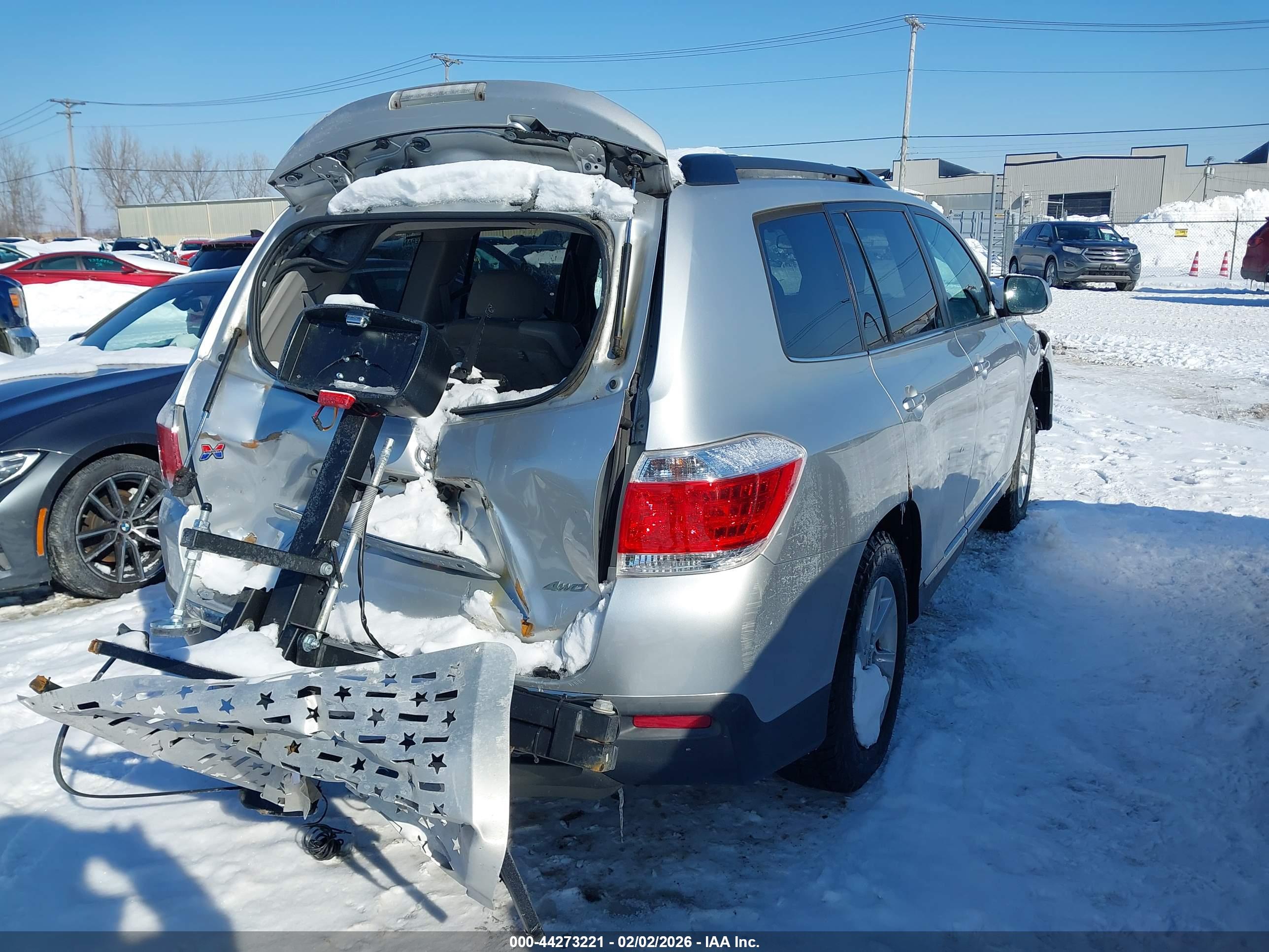 TOYOTA HIGHLANDER image 6