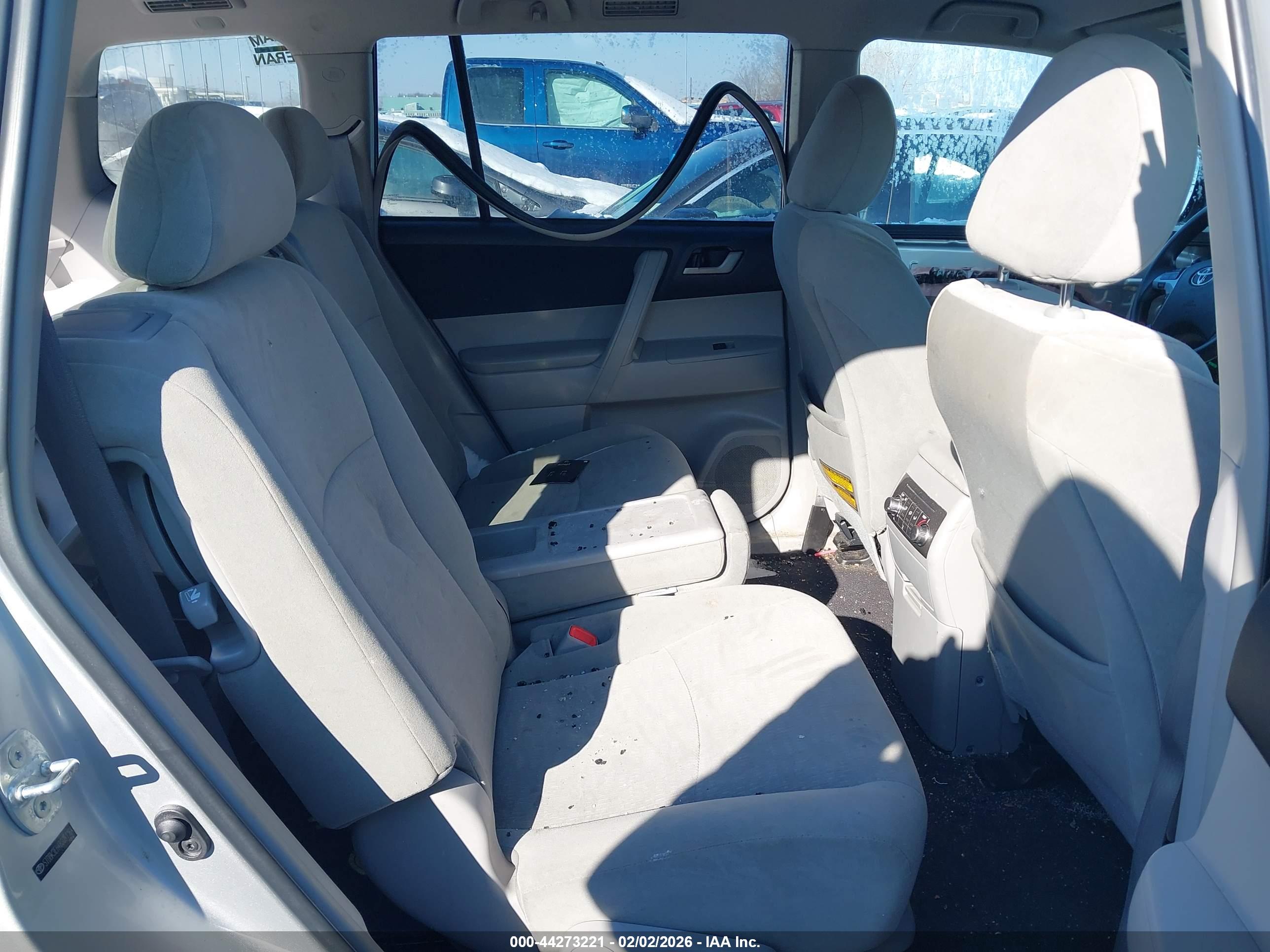 TOYOTA HIGHLANDER image 8