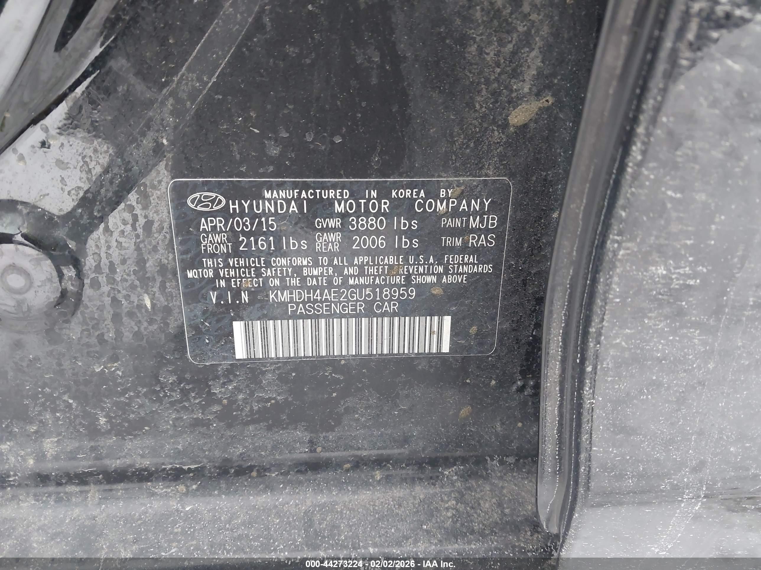 HYUNDAI ELANTRA image 9