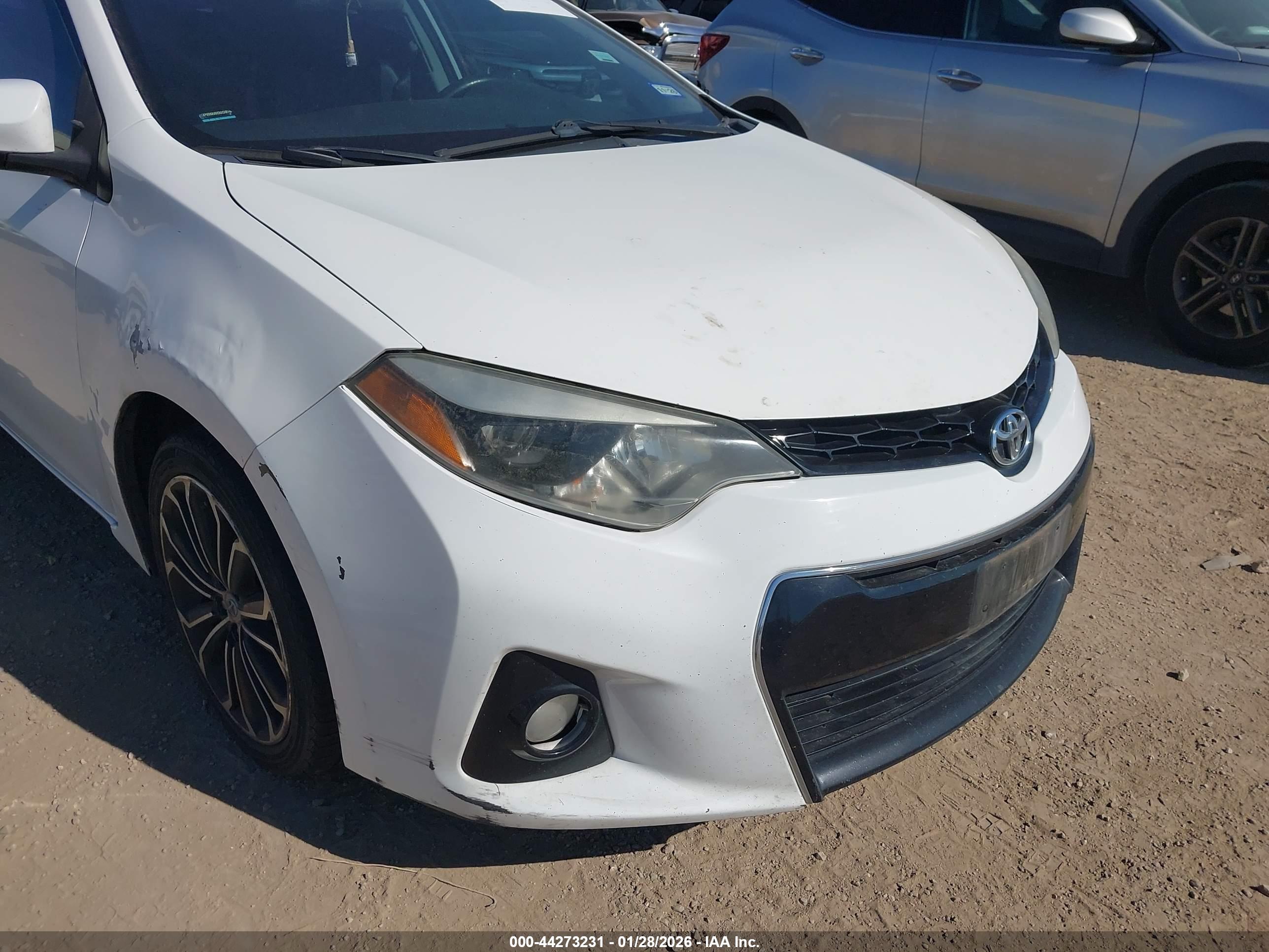 TOYOTA COROLLA image 6