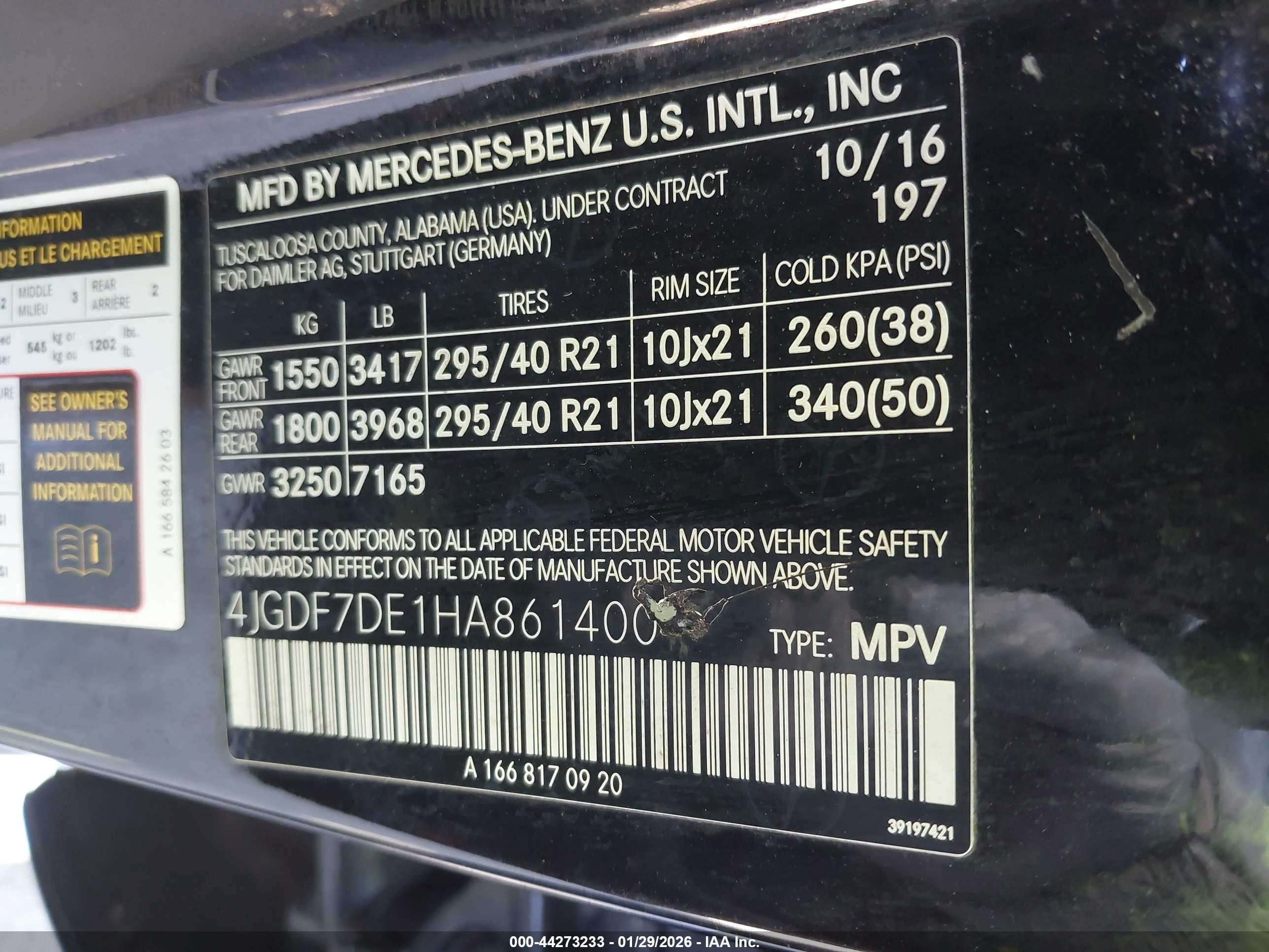 MERCEDES-BENZ GLS image 9