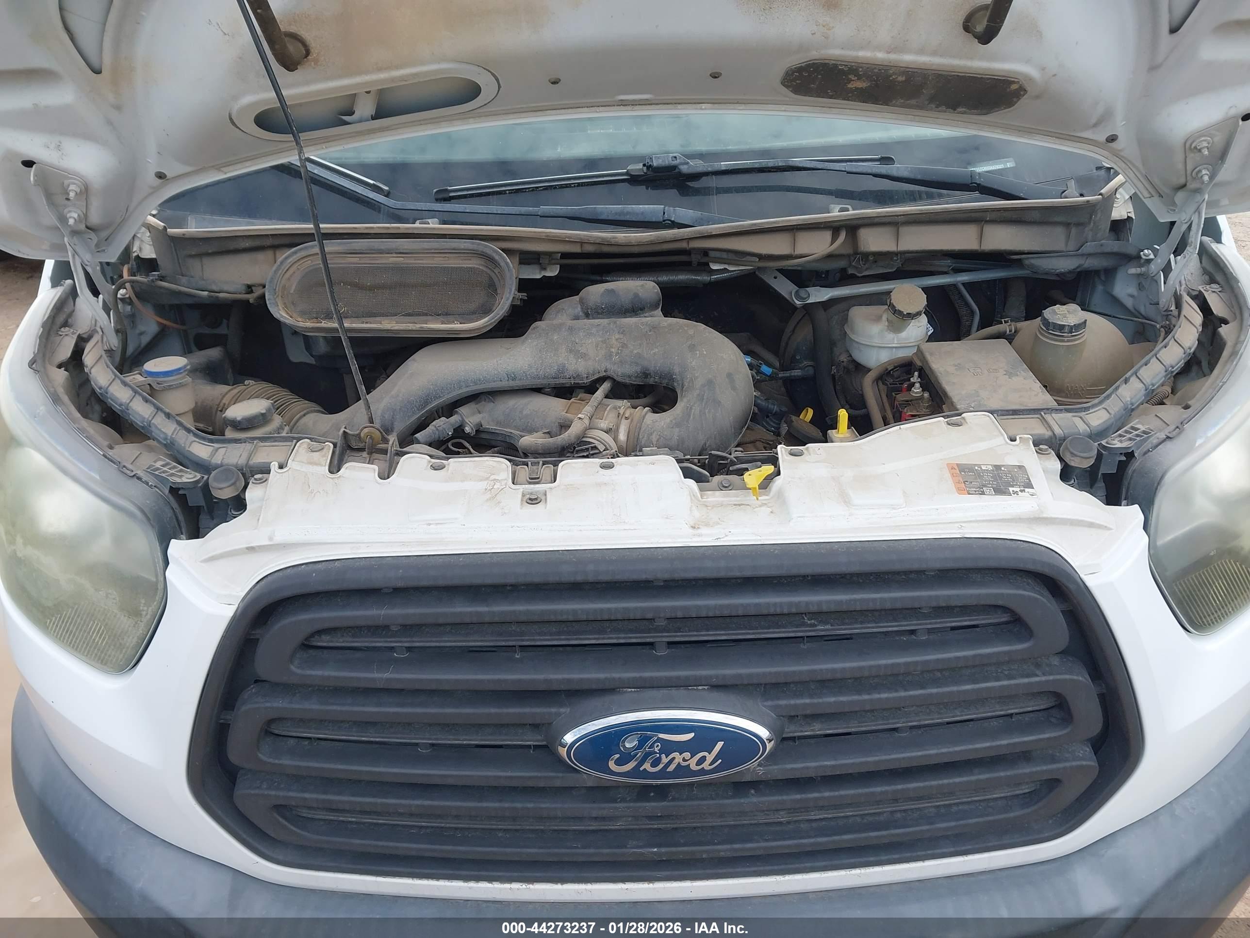 FORD TRANSIT-150 image 10