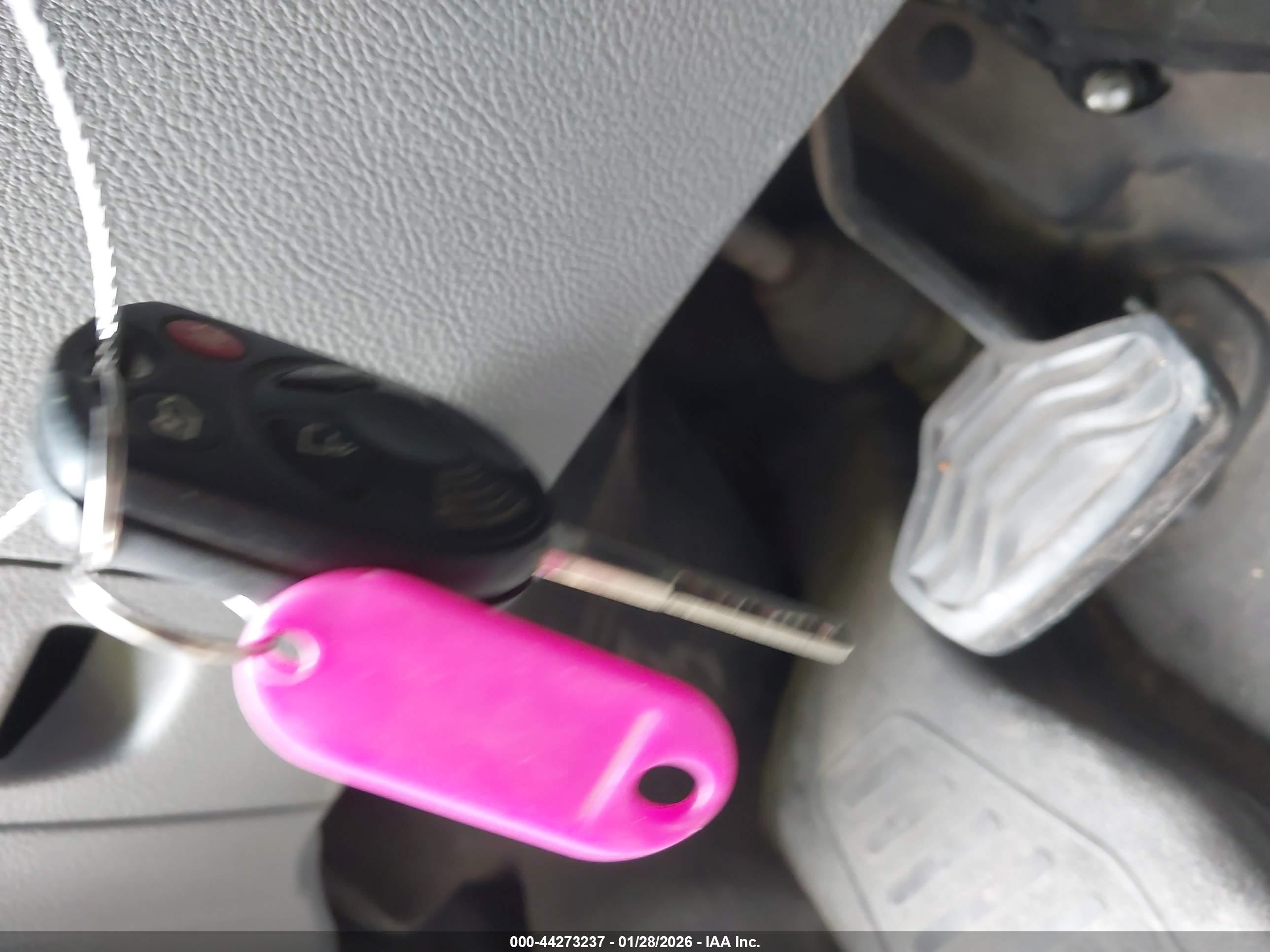 FORD TRANSIT-150 image 11