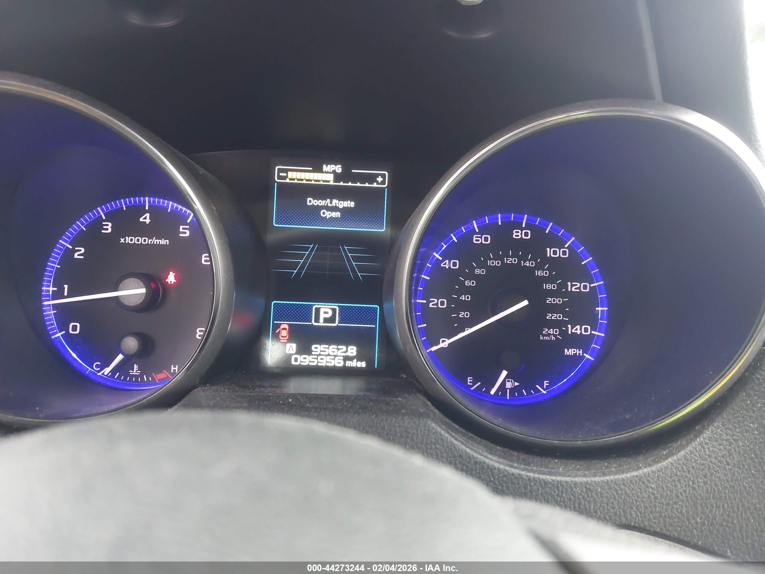 SUBARU OUTBACK image 7
