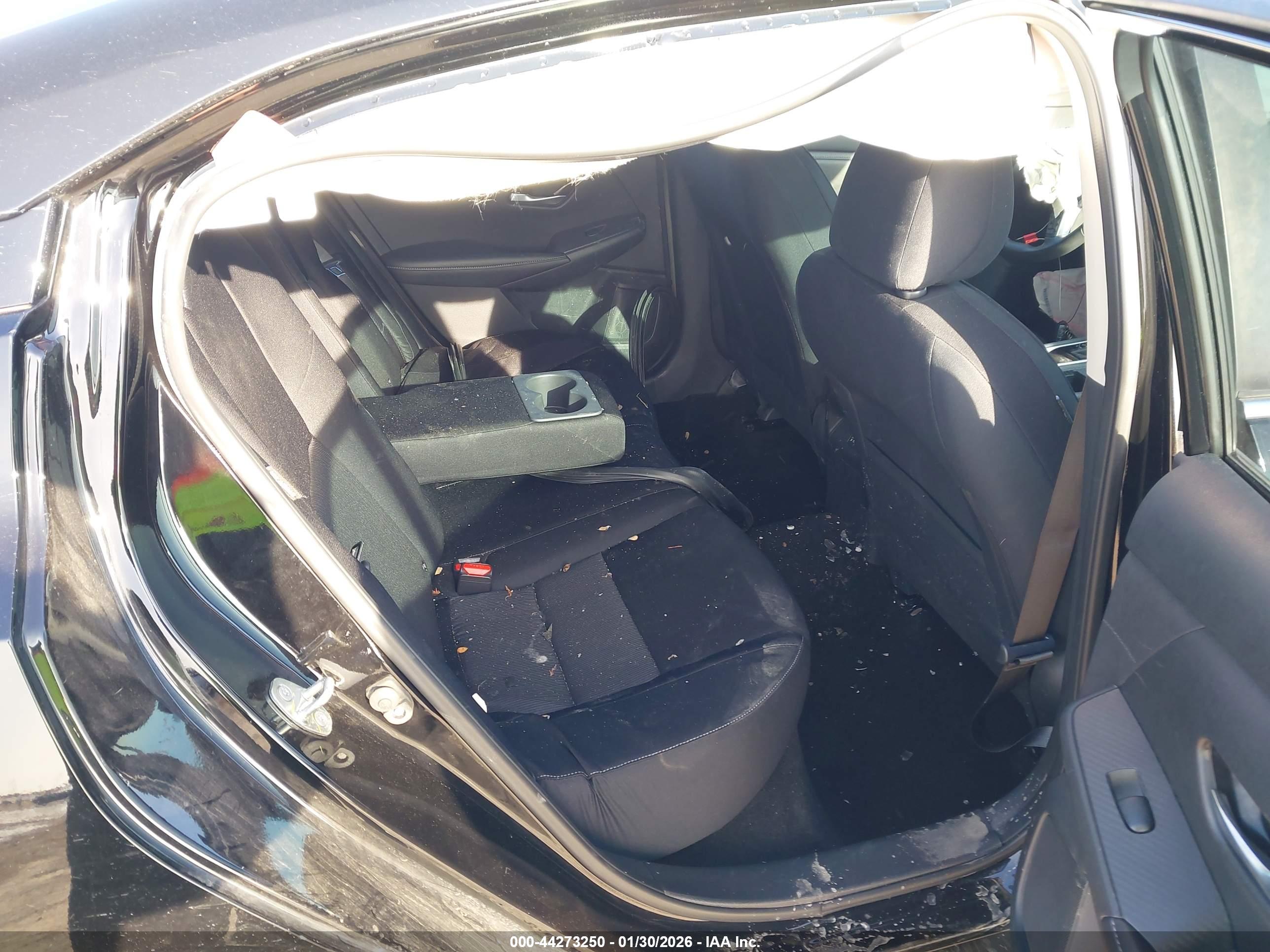 NISSAN SENTRA image 8