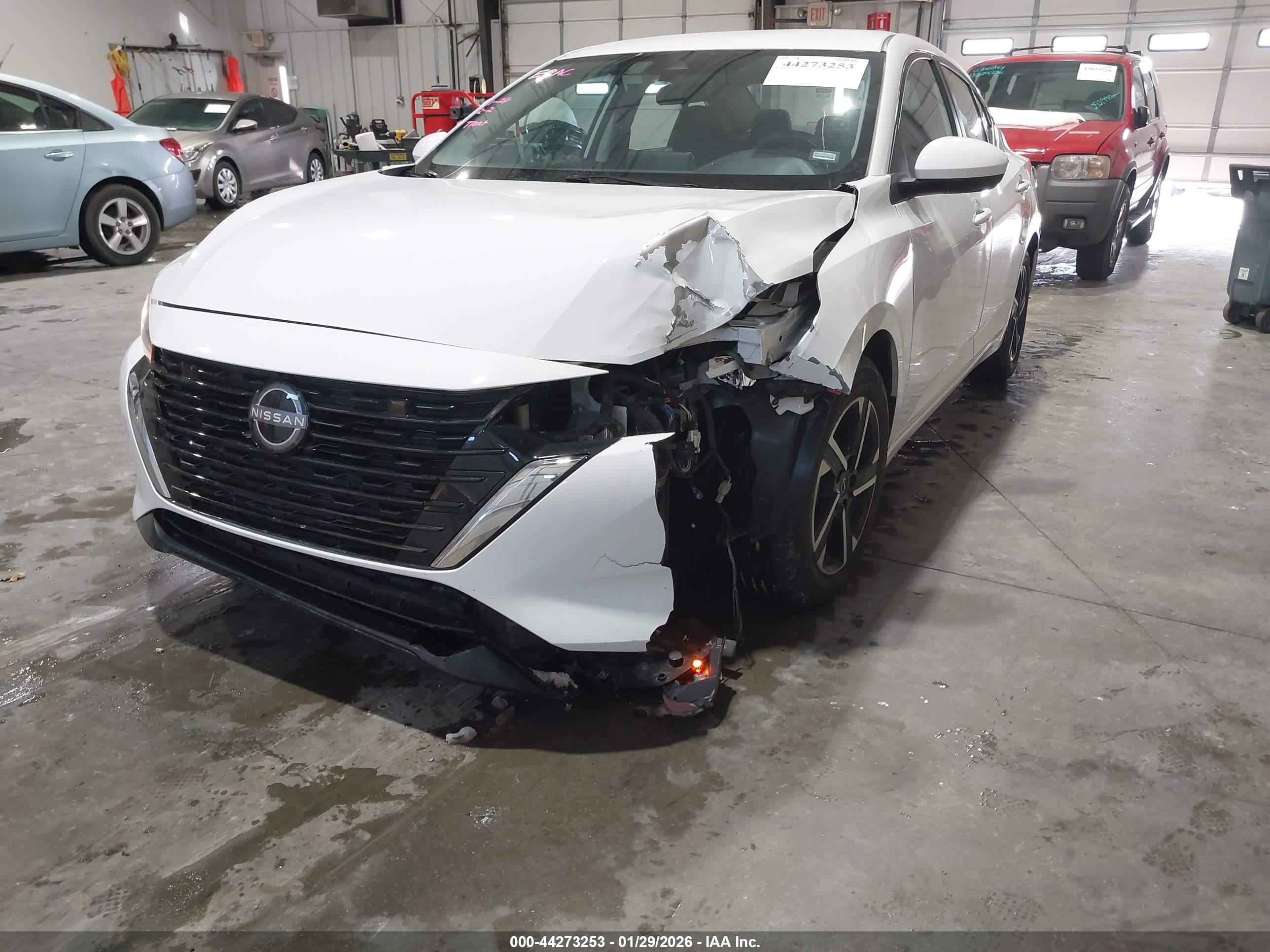 NISSAN SENTRA image 6