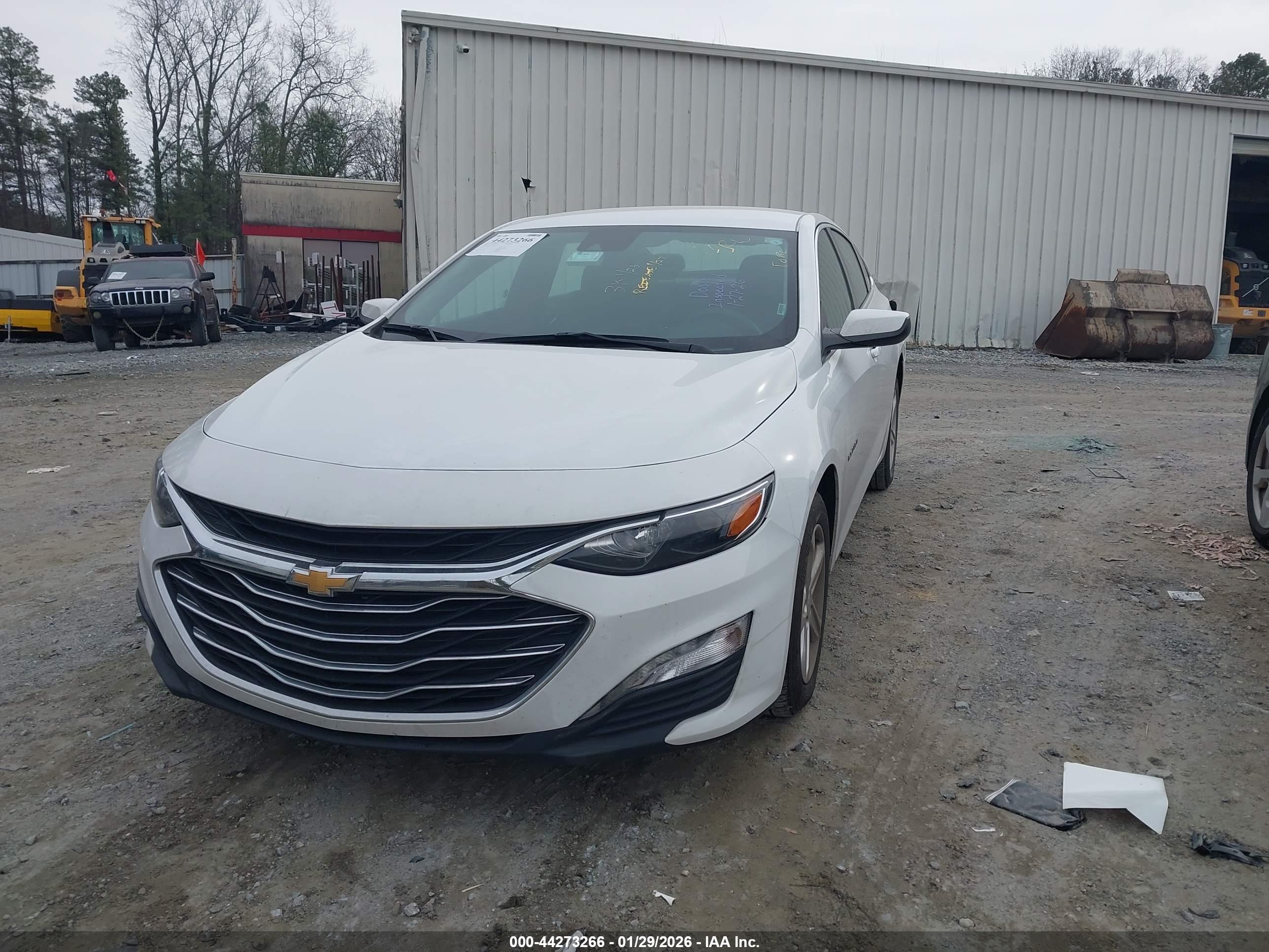 CHEVROLET MALIBU image 2
