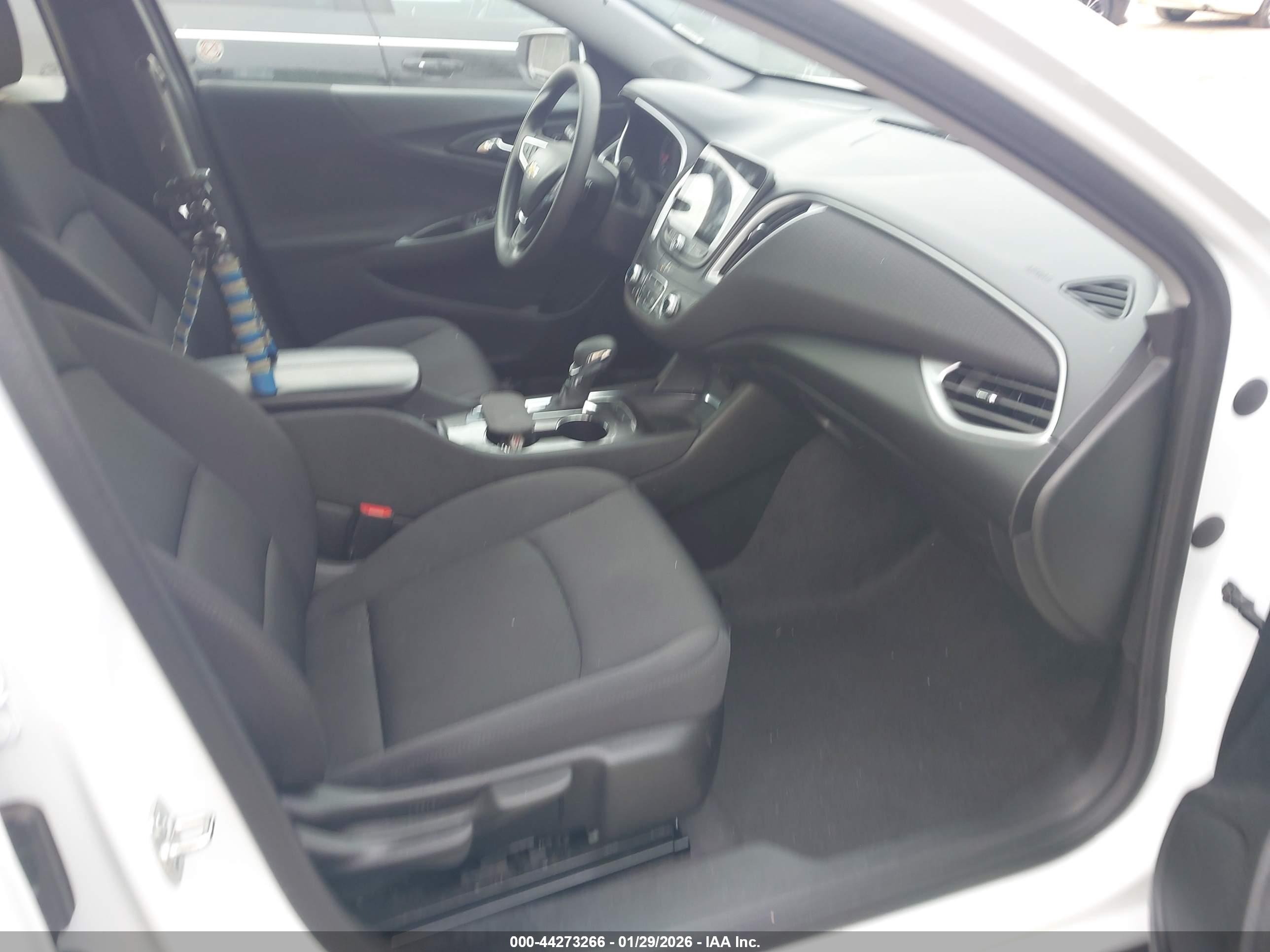 CHEVROLET MALIBU image 5