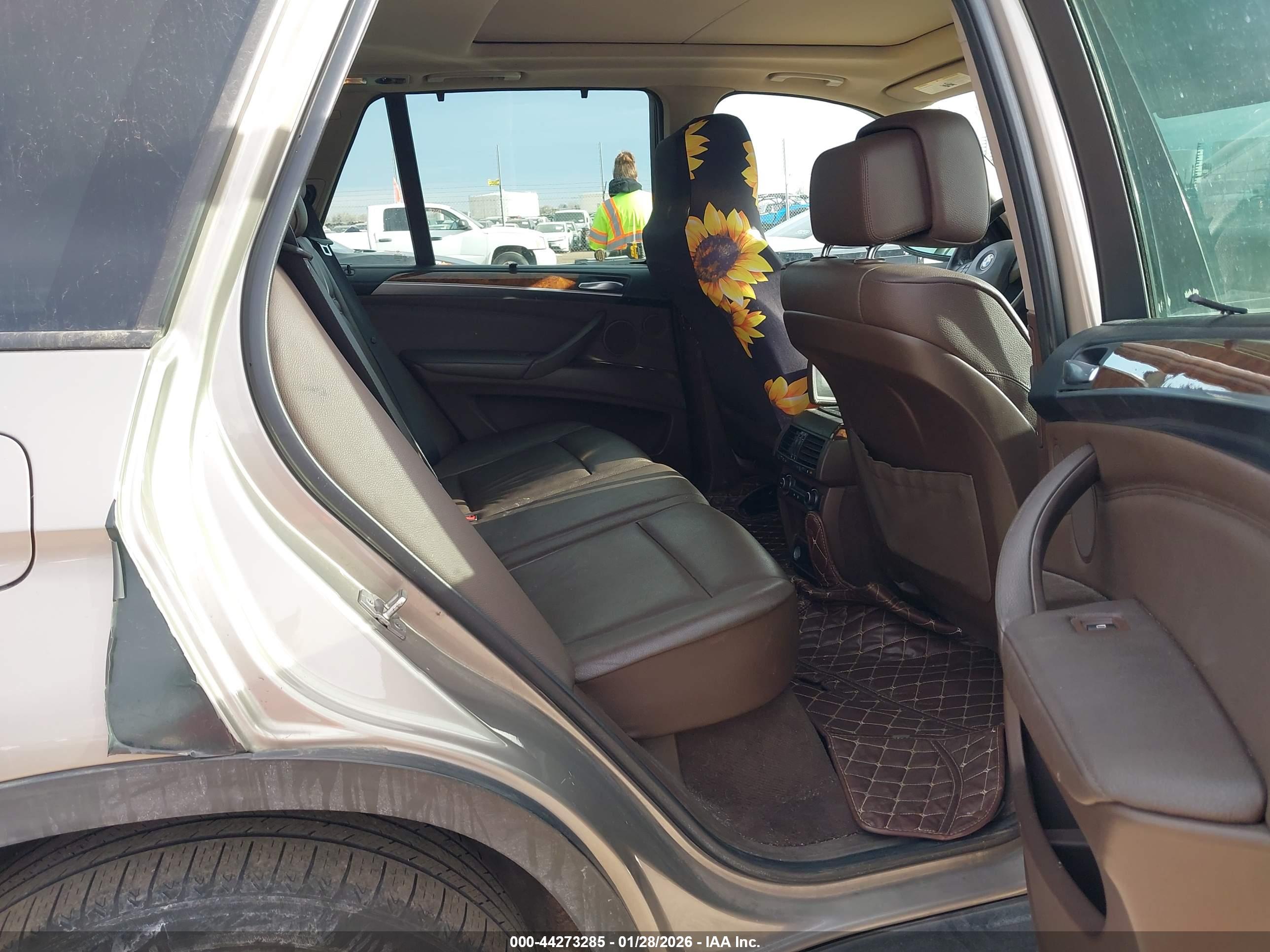 BMW X5 image 8