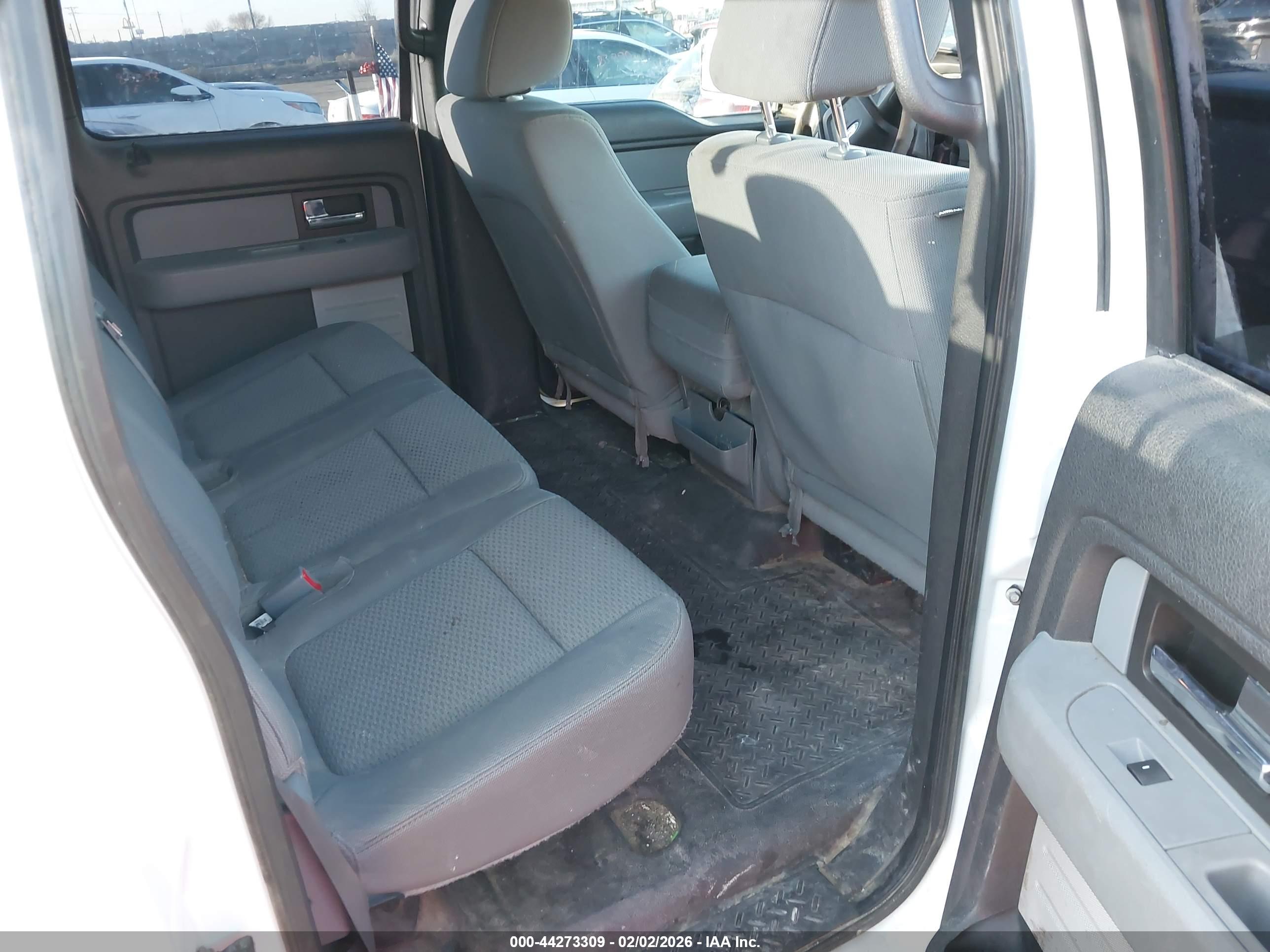 FORD F-150 image 8