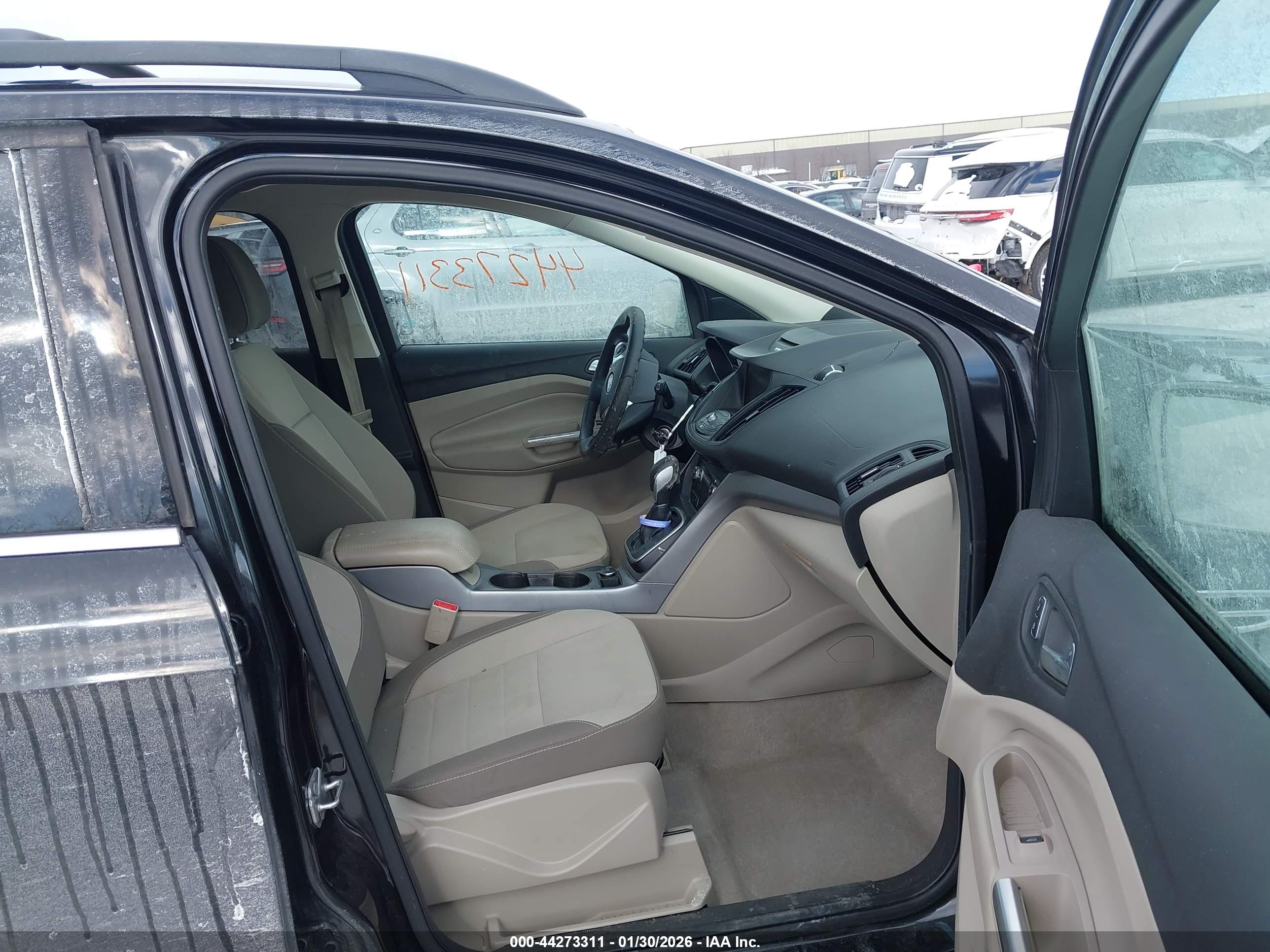 FORD ESCAPE image 5