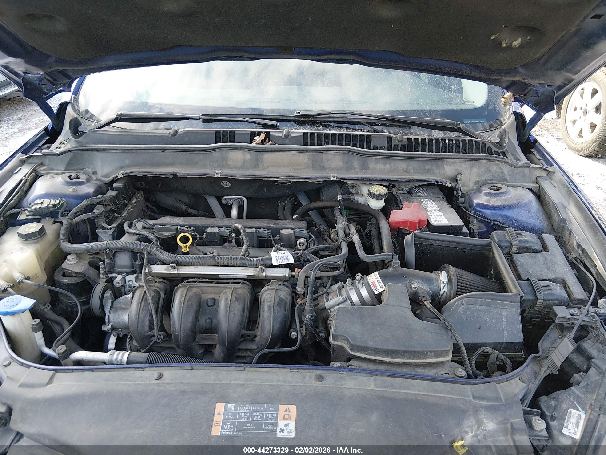 FORD FUSION image 10