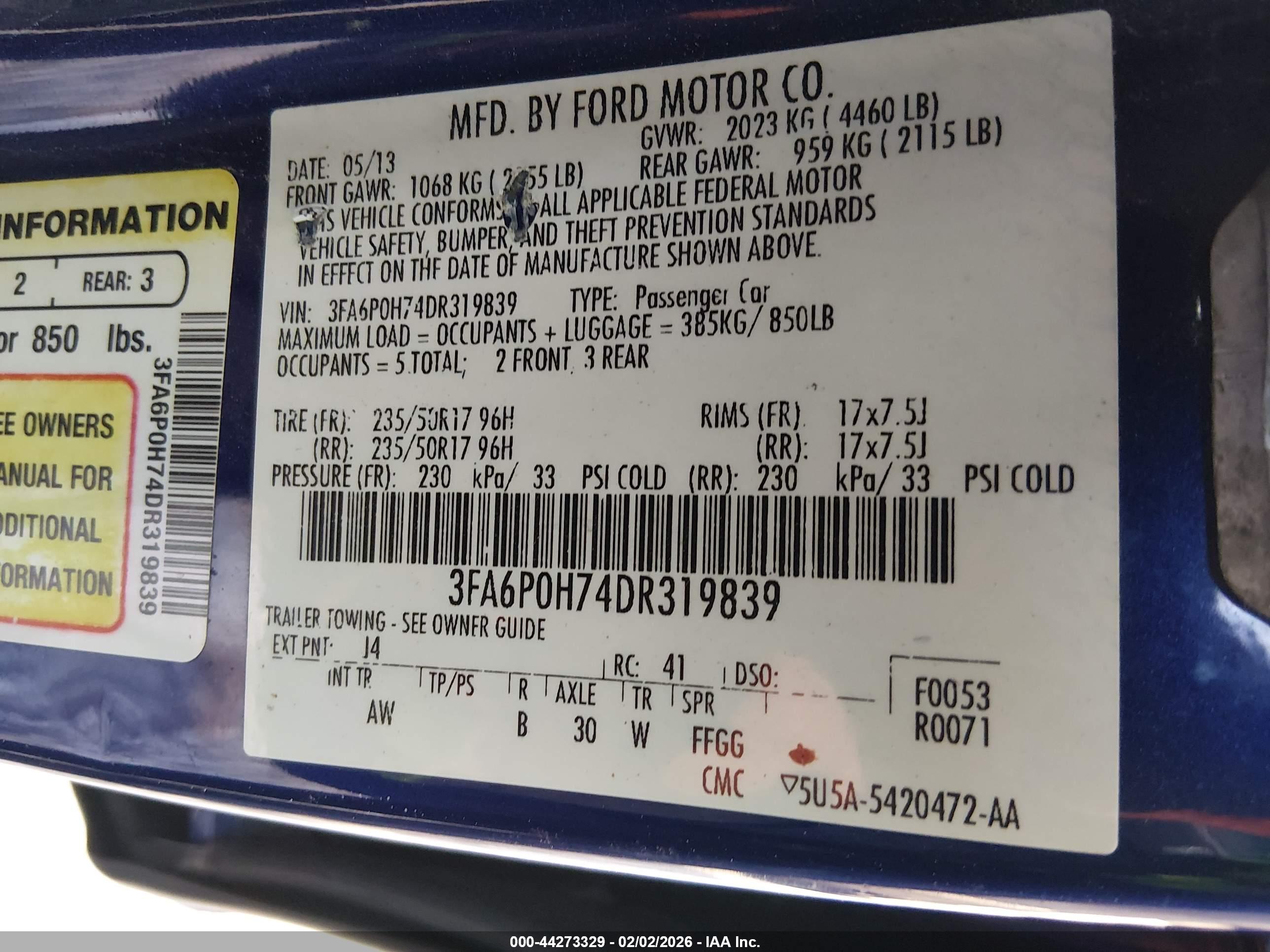 FORD FUSION image 9