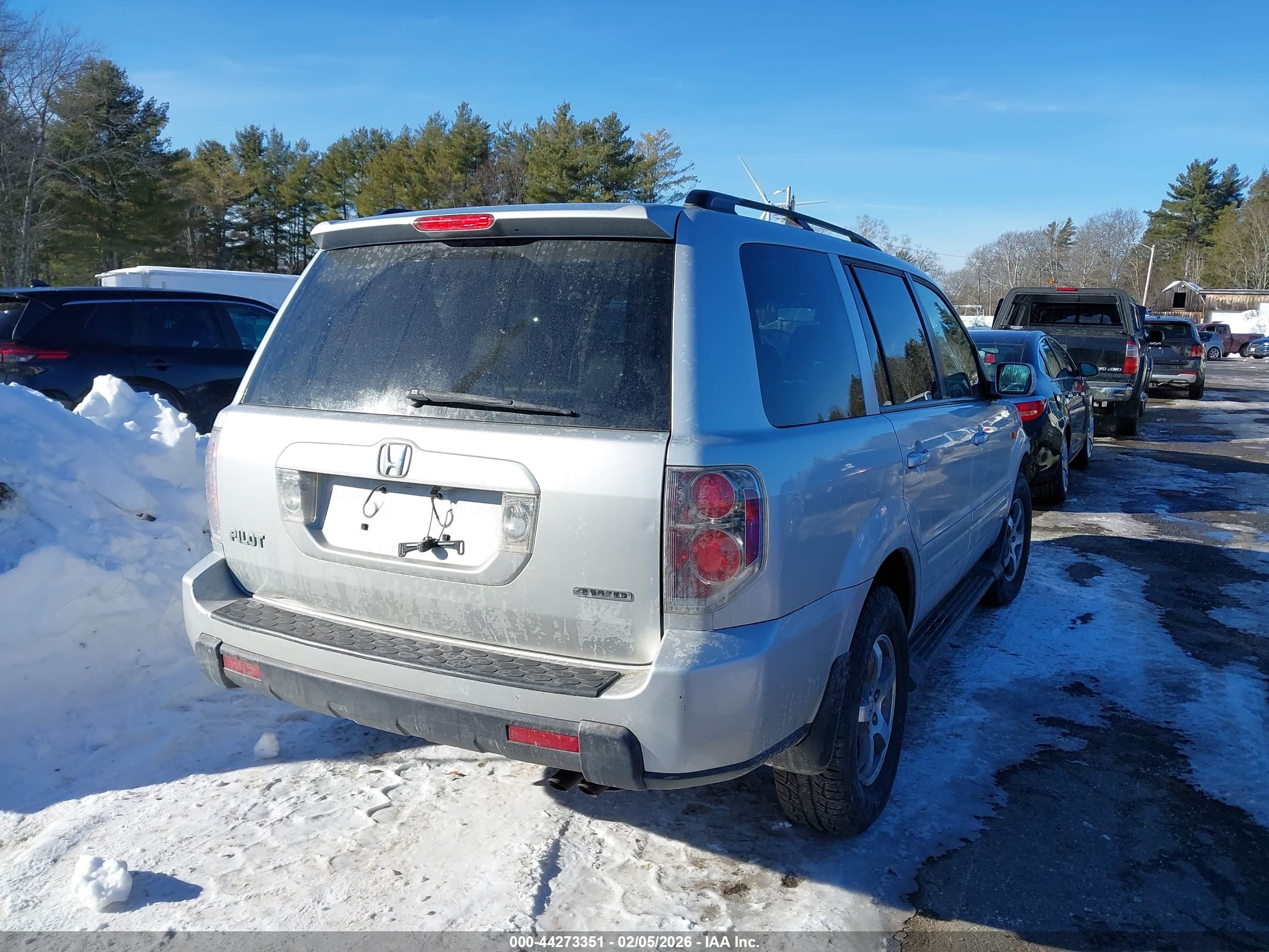 HONDA PILOT image 4