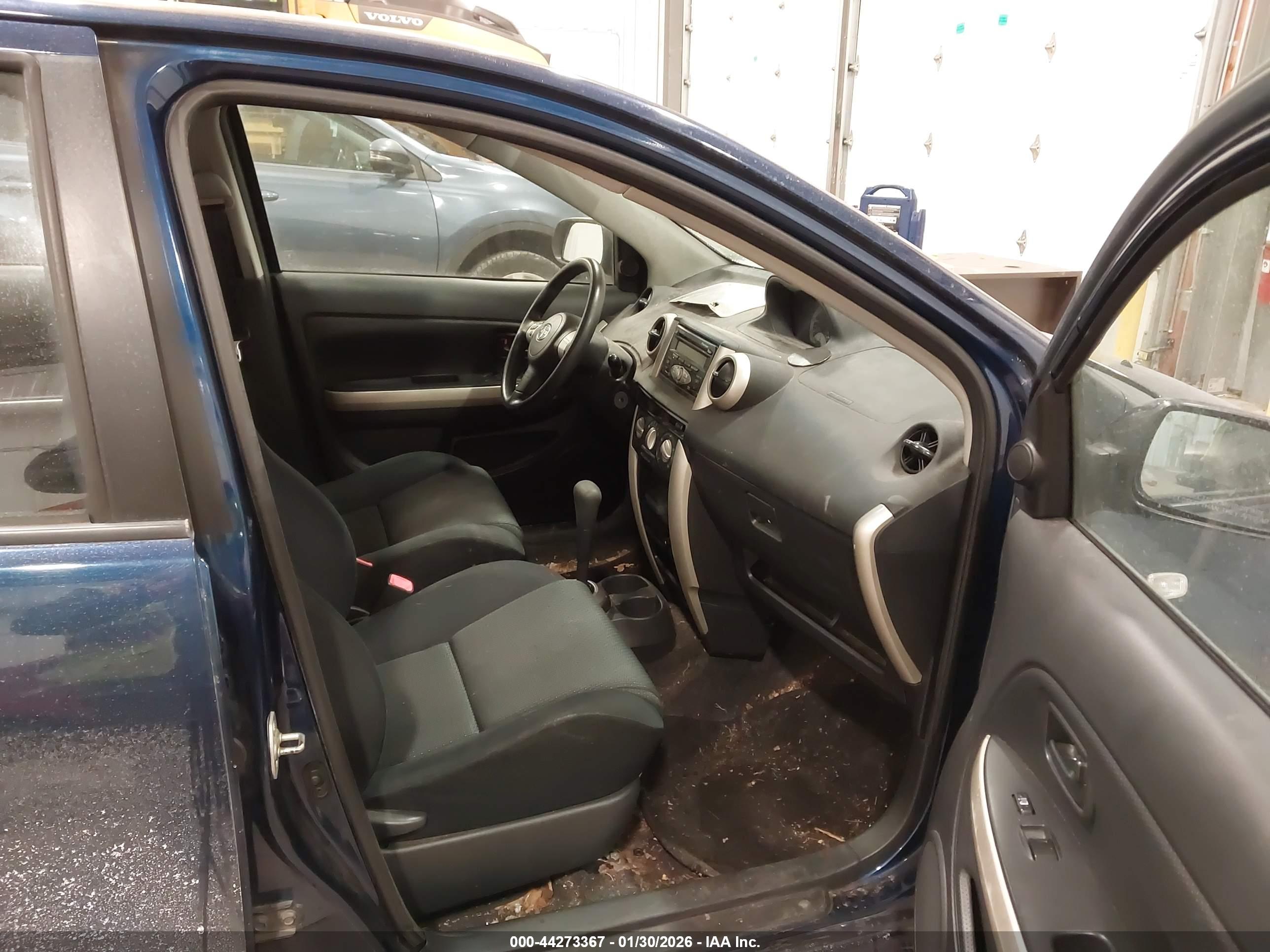 SCION XA image 5