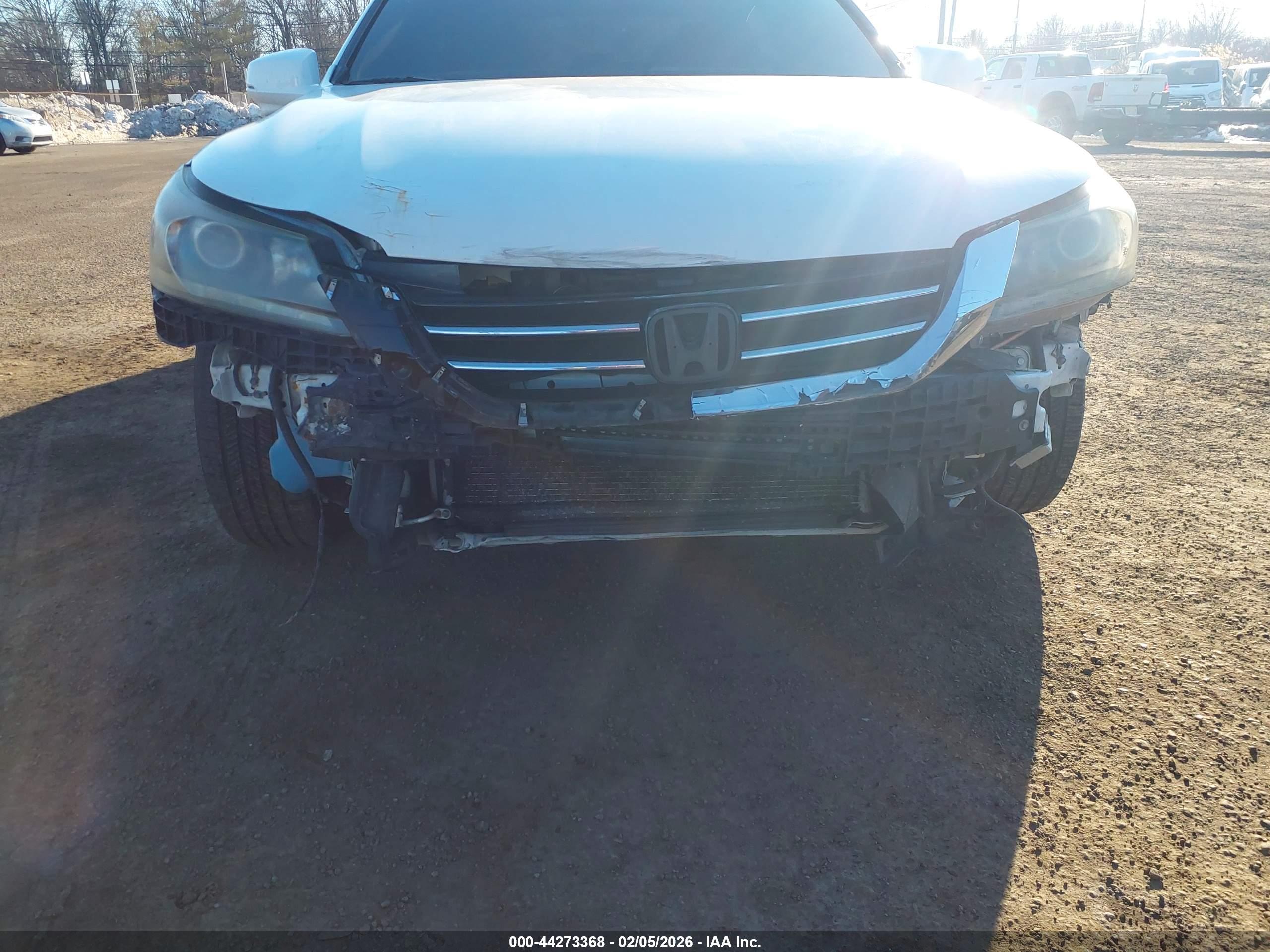 HONDA ACCORD image 6