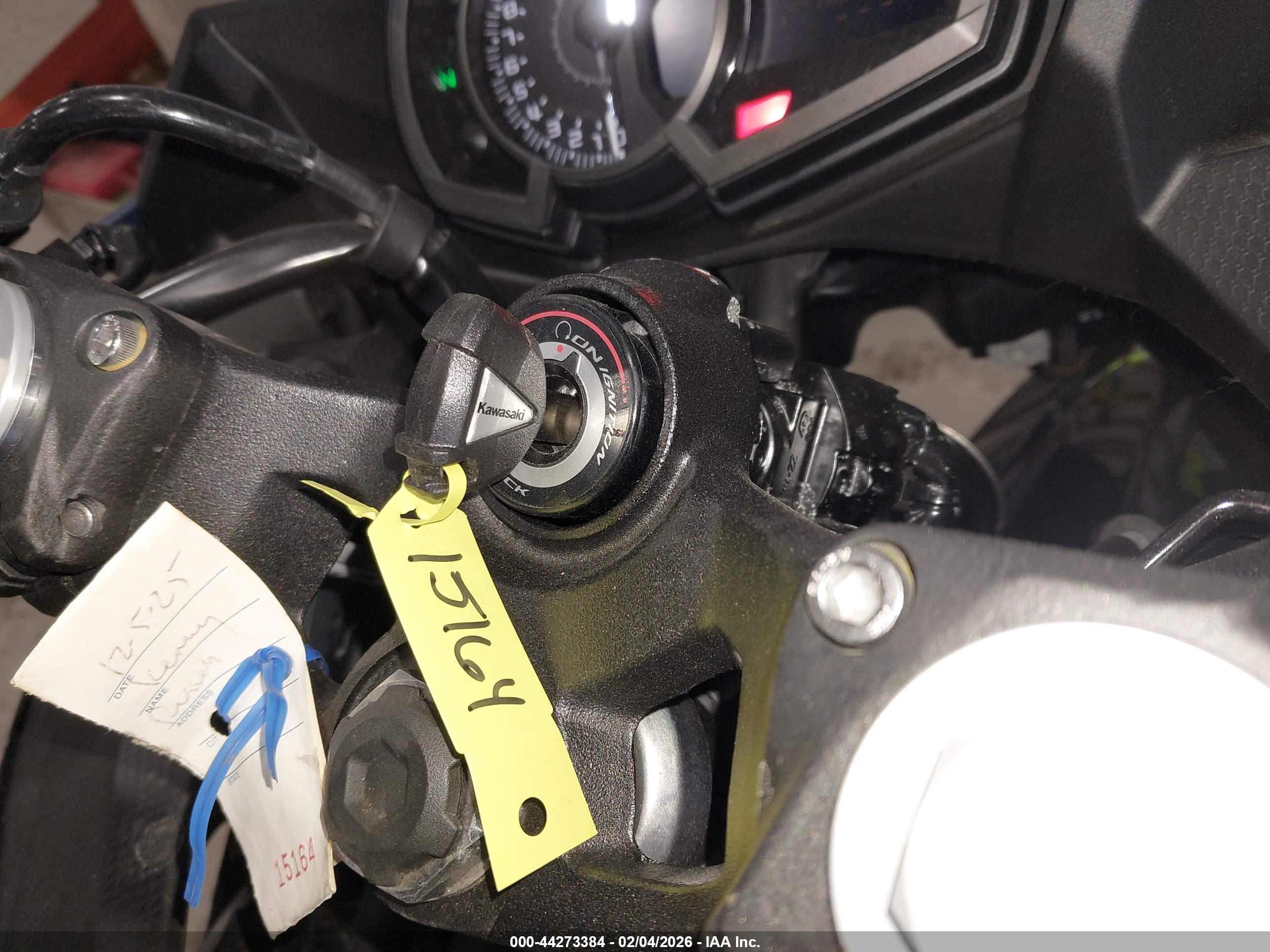 KAWASAKI EX400 image 11