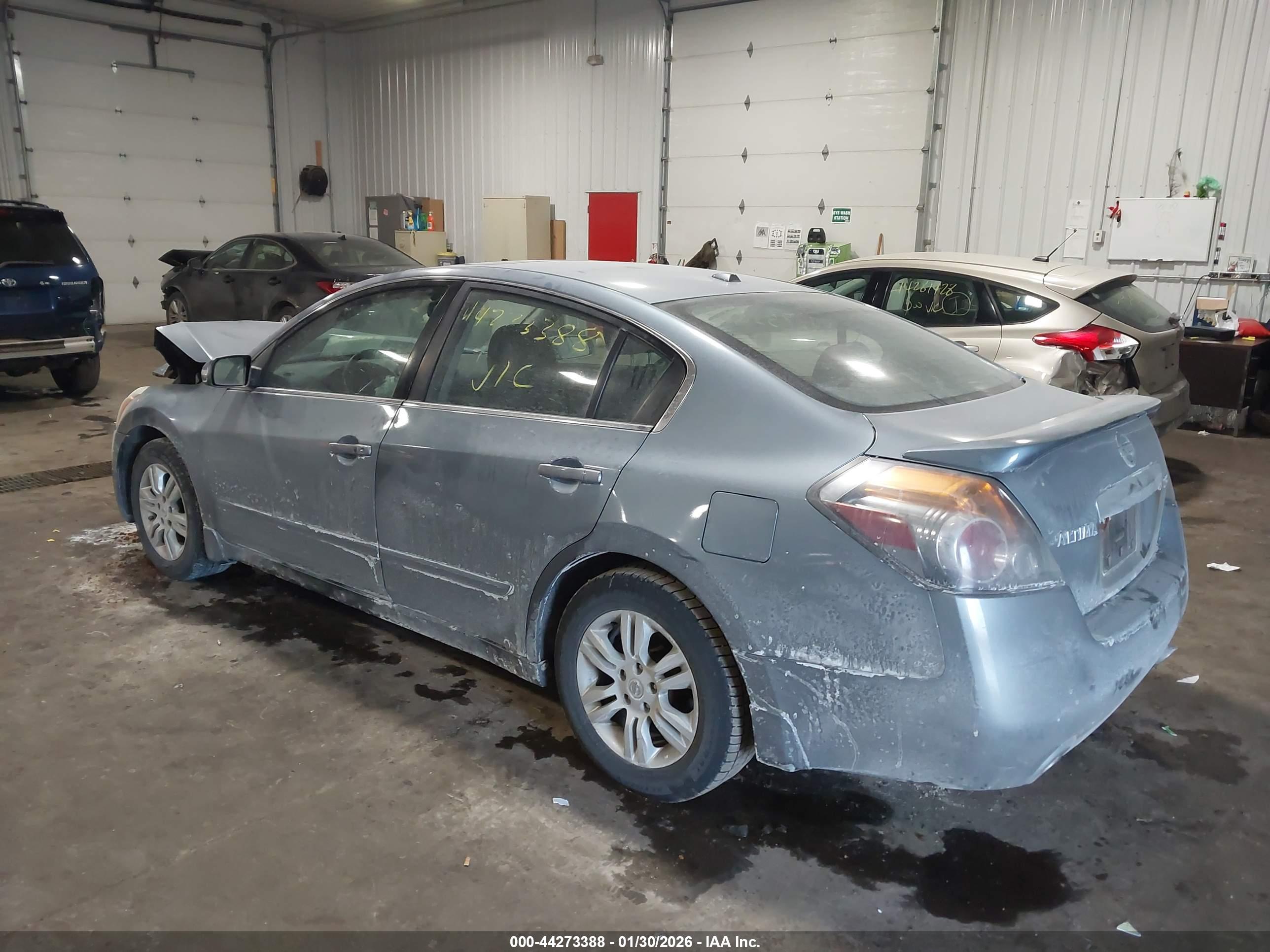 NISSAN ALTIMA image 3
