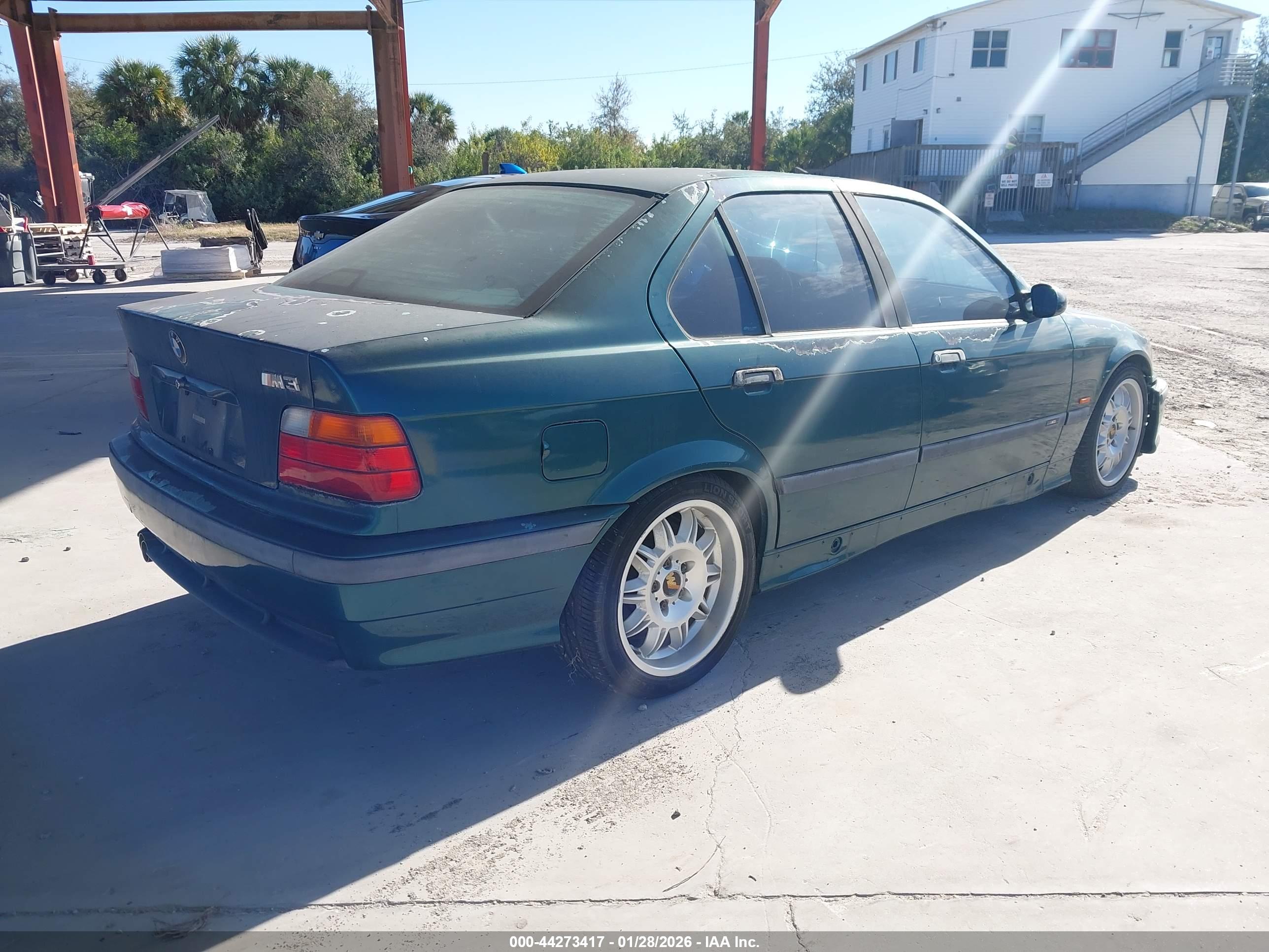 BMW M3 image 4