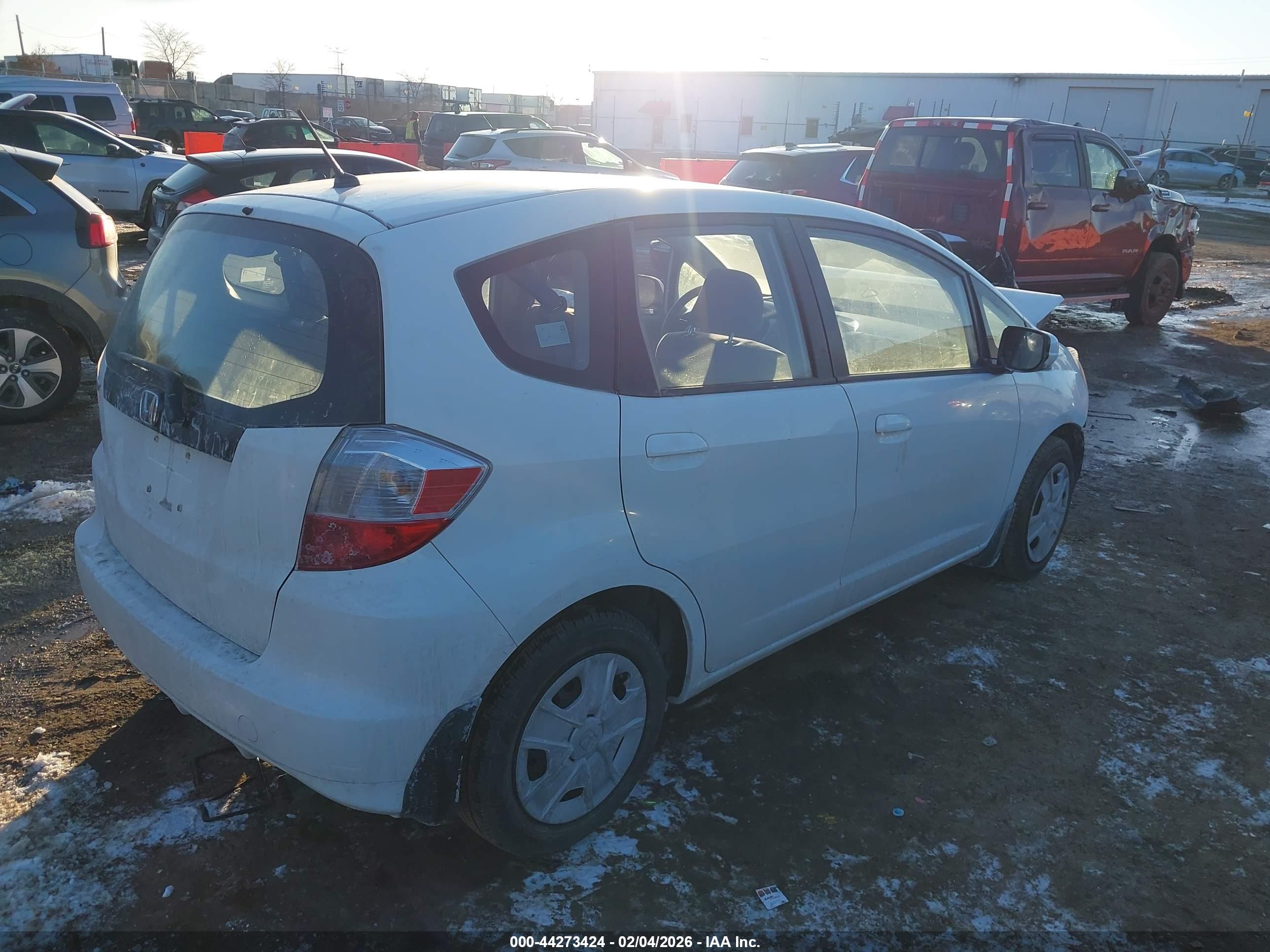 HONDA FIT image 4