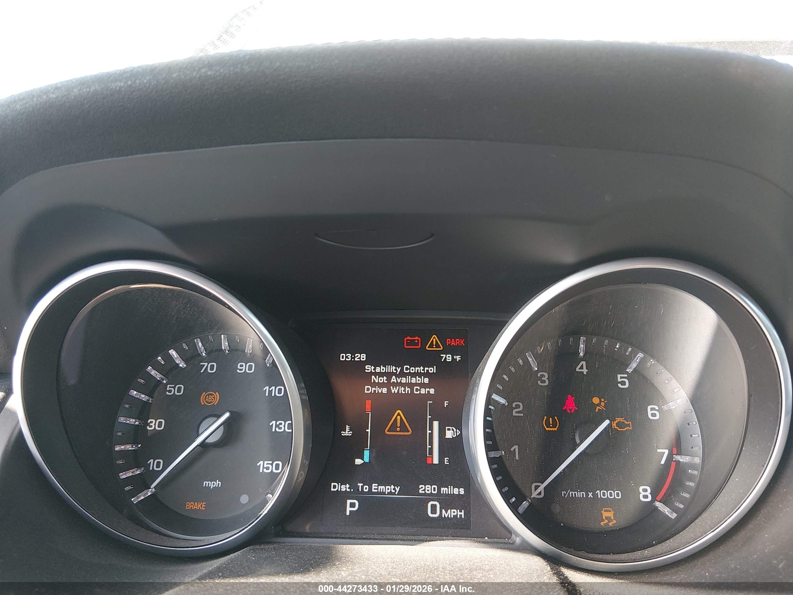 LAND ROVER image 7