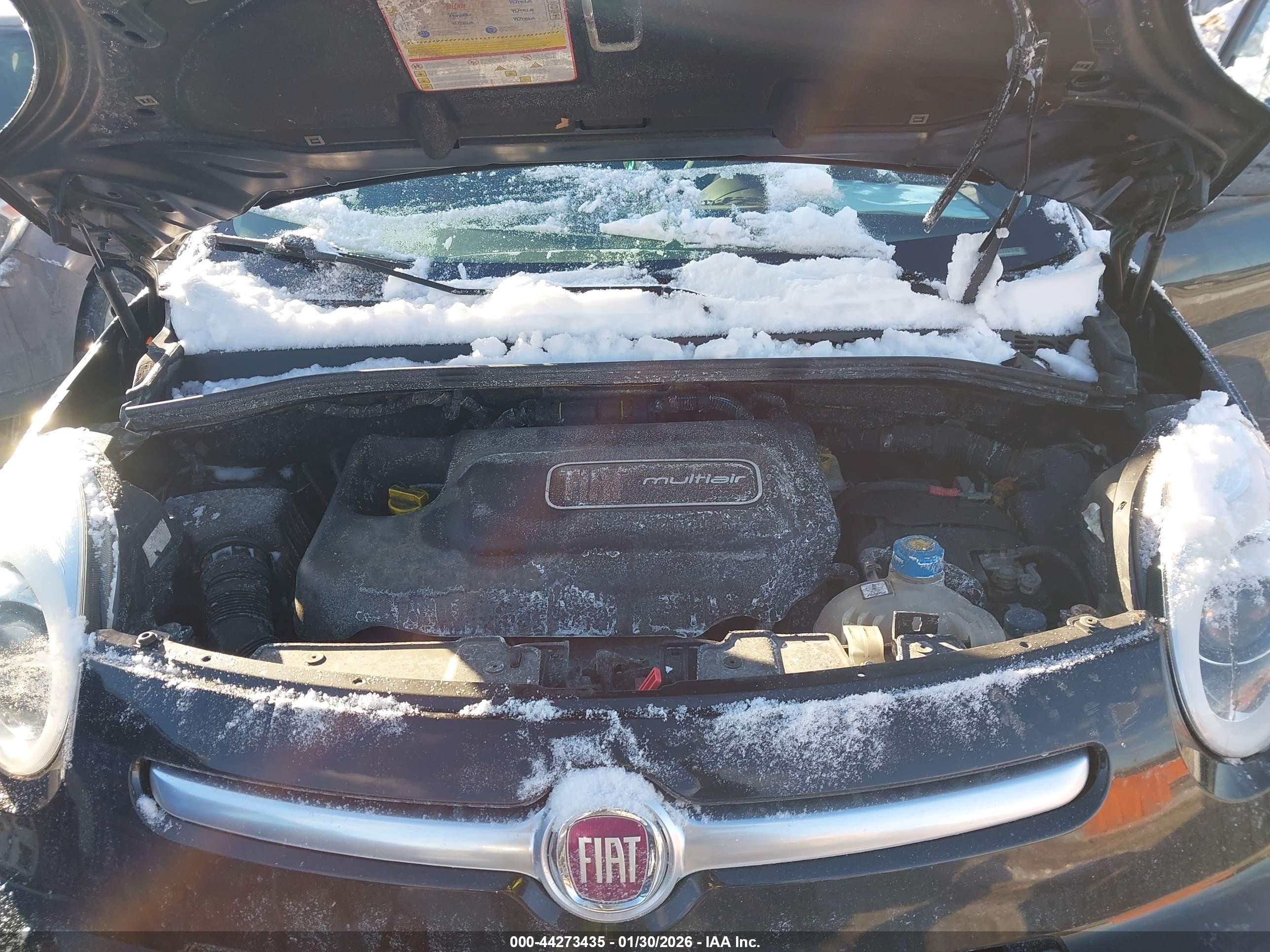 FIAT 500L image 10