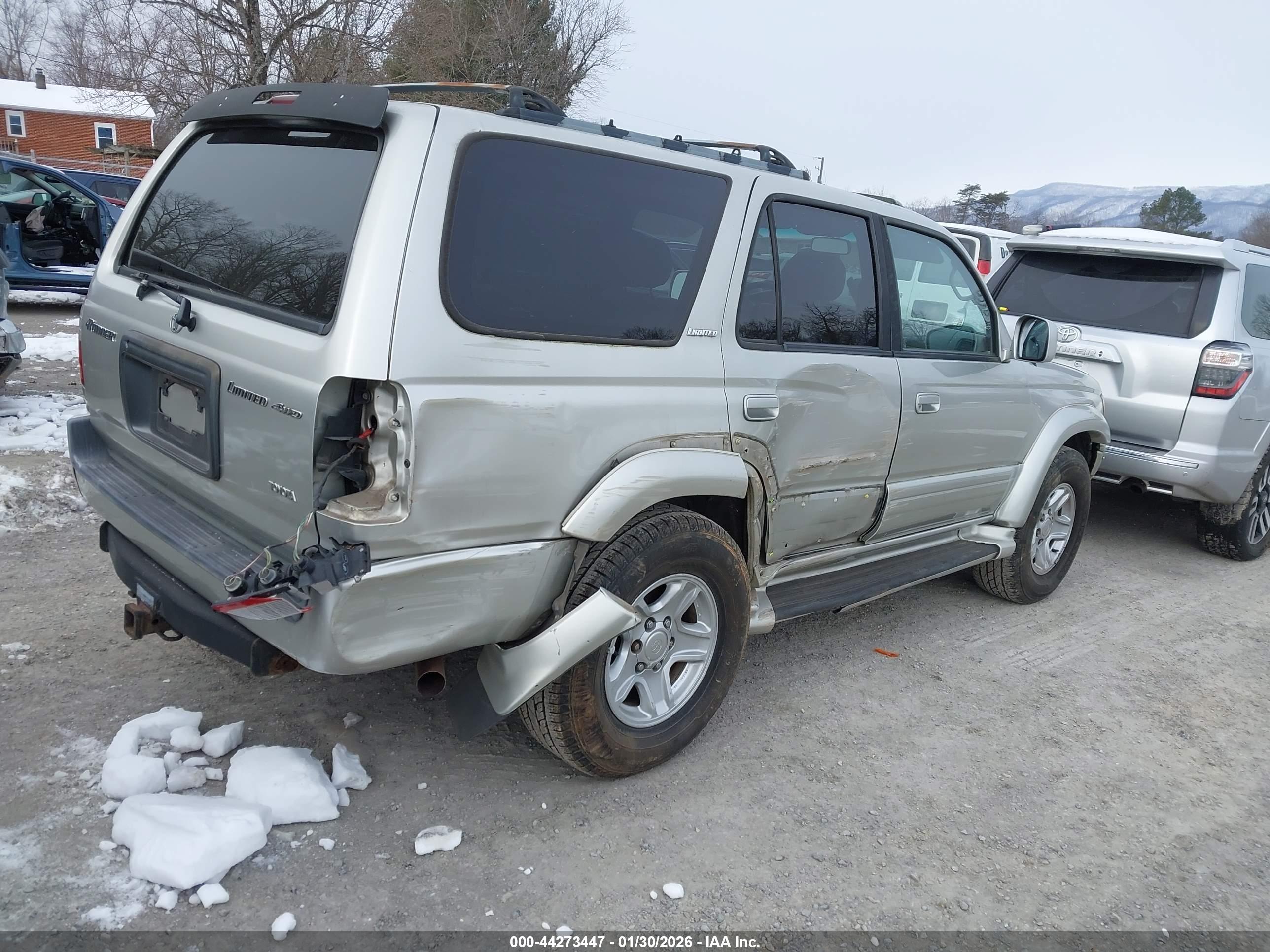TOYOTA 4RUNNER image 4