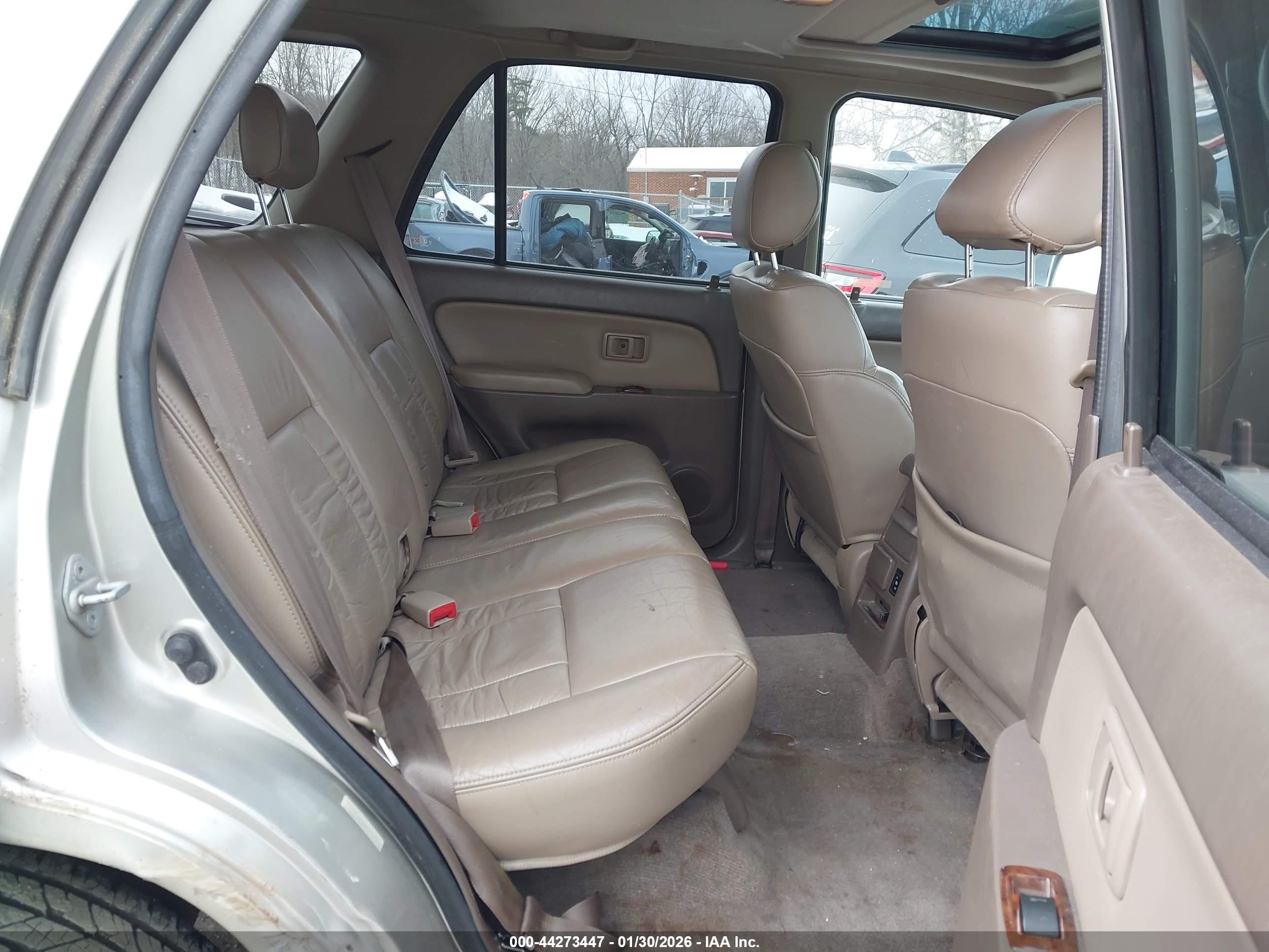 TOYOTA 4RUNNER image 8