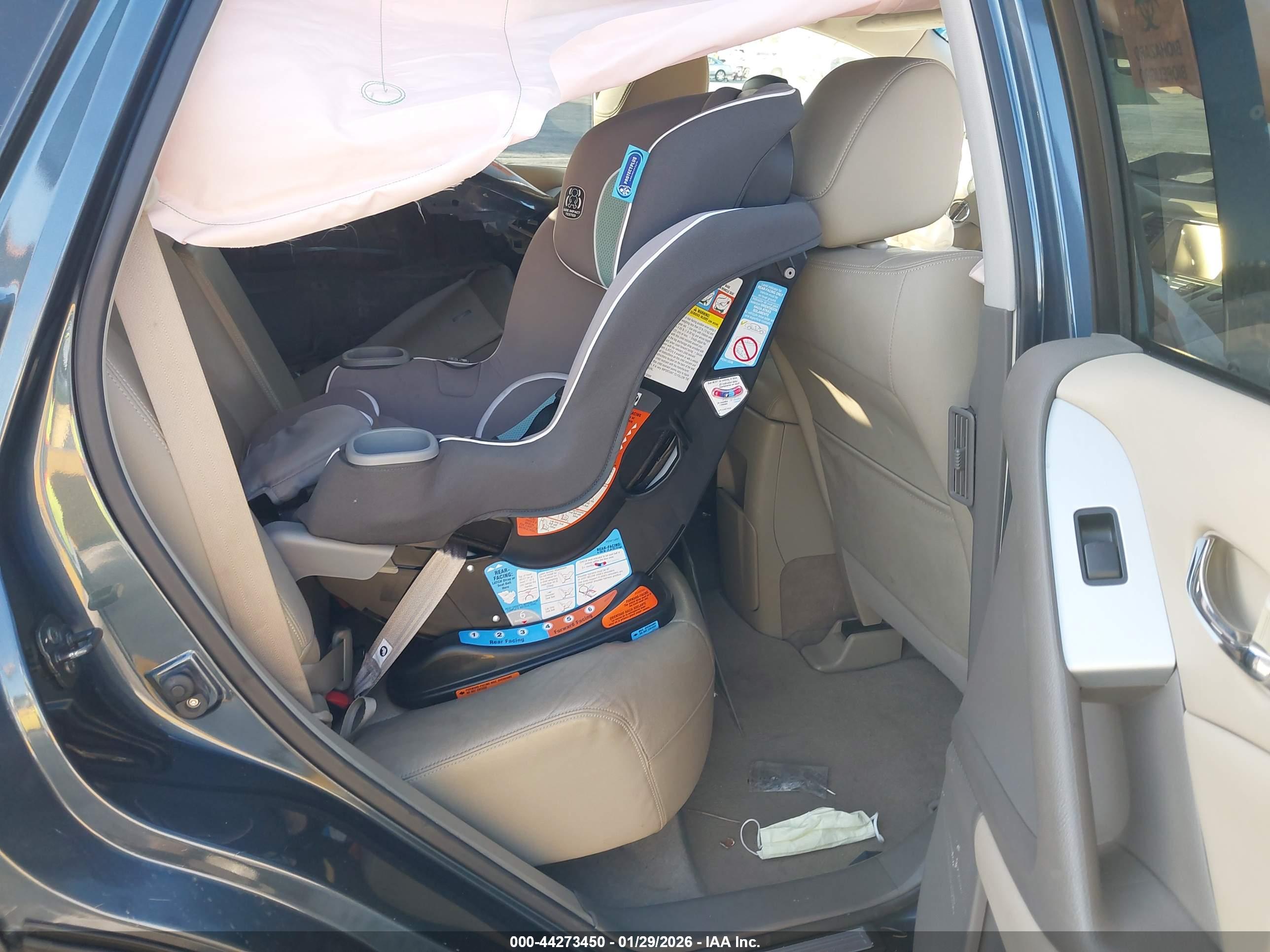 NISSAN MURANO image 8