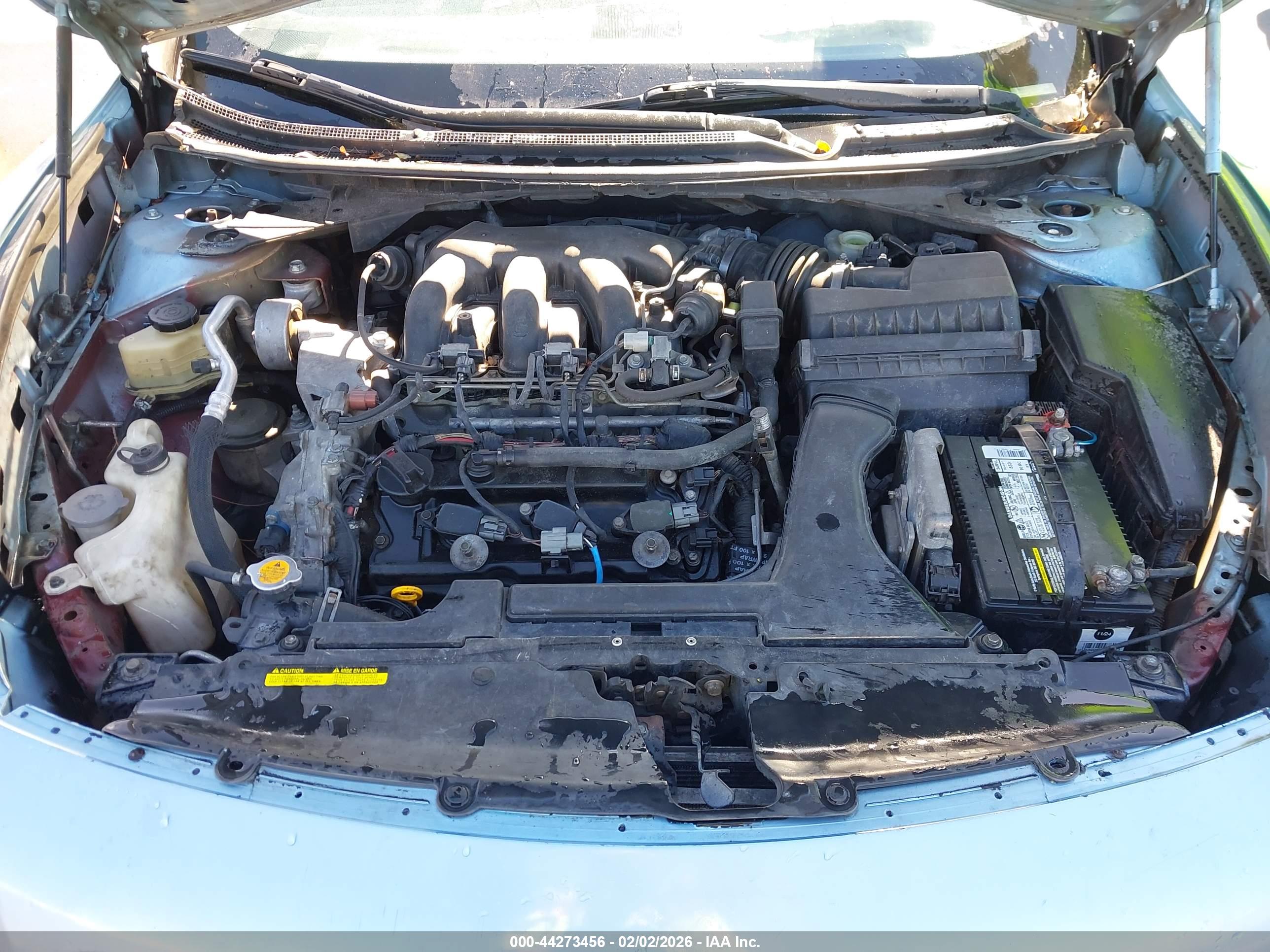 NISSAN MAXIMA image 10