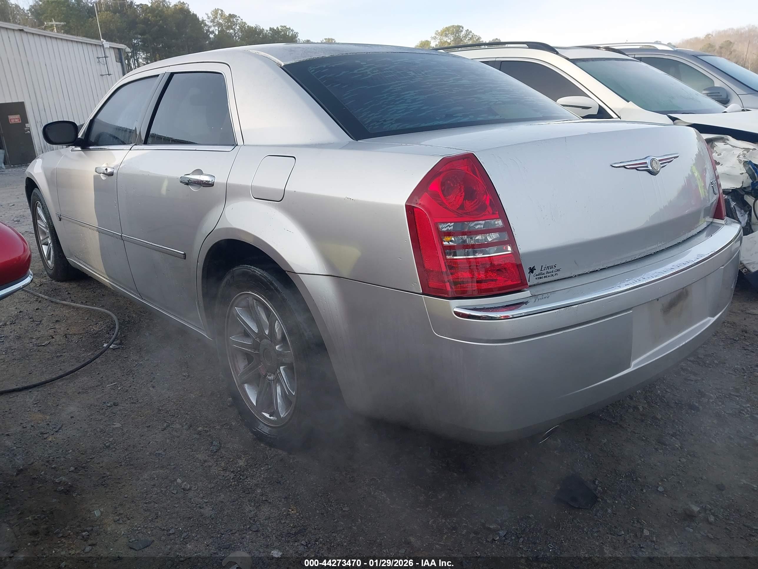 CHRYSLER 300C image 3