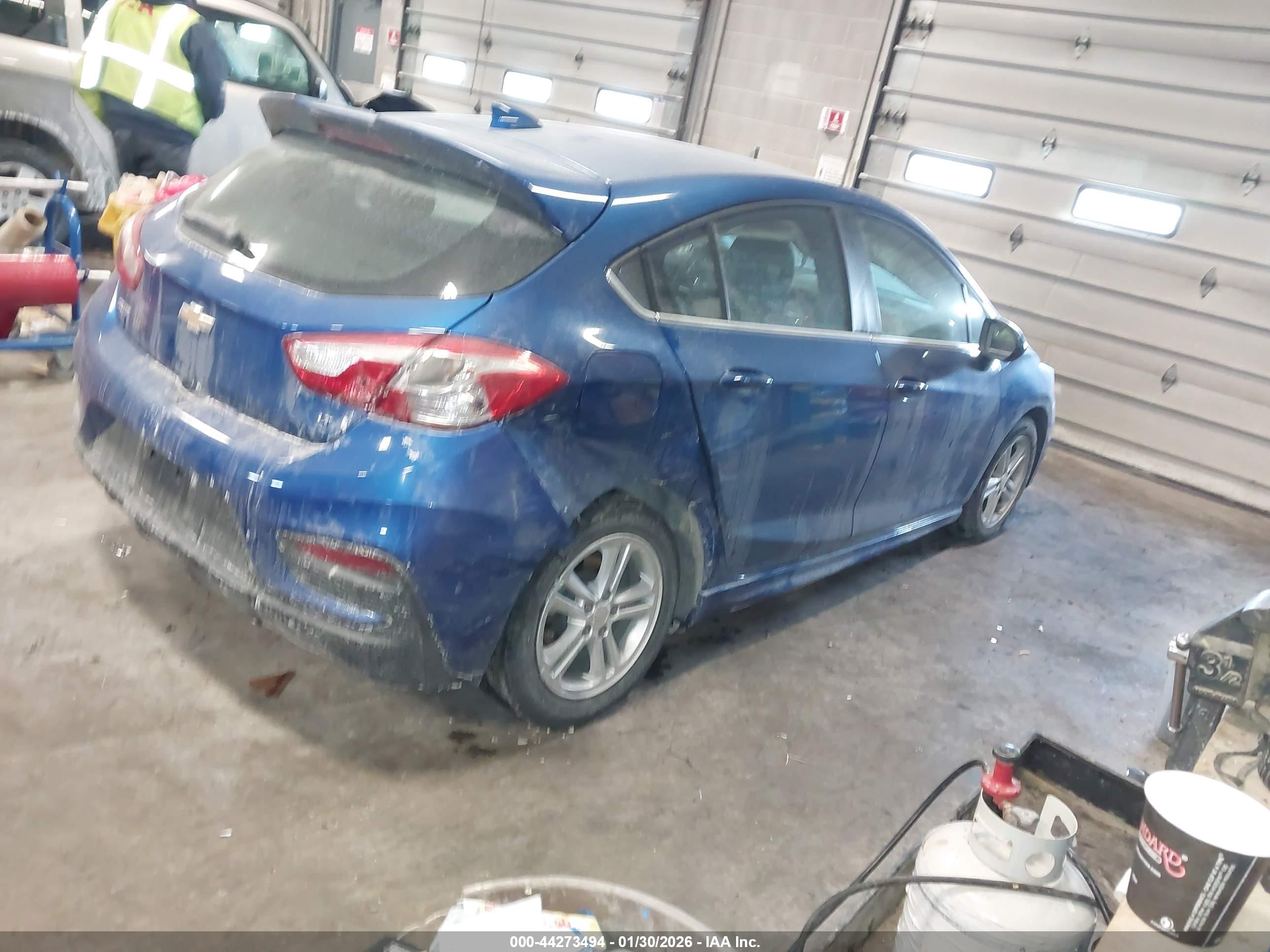 CHEVROLET CRUZE image 4