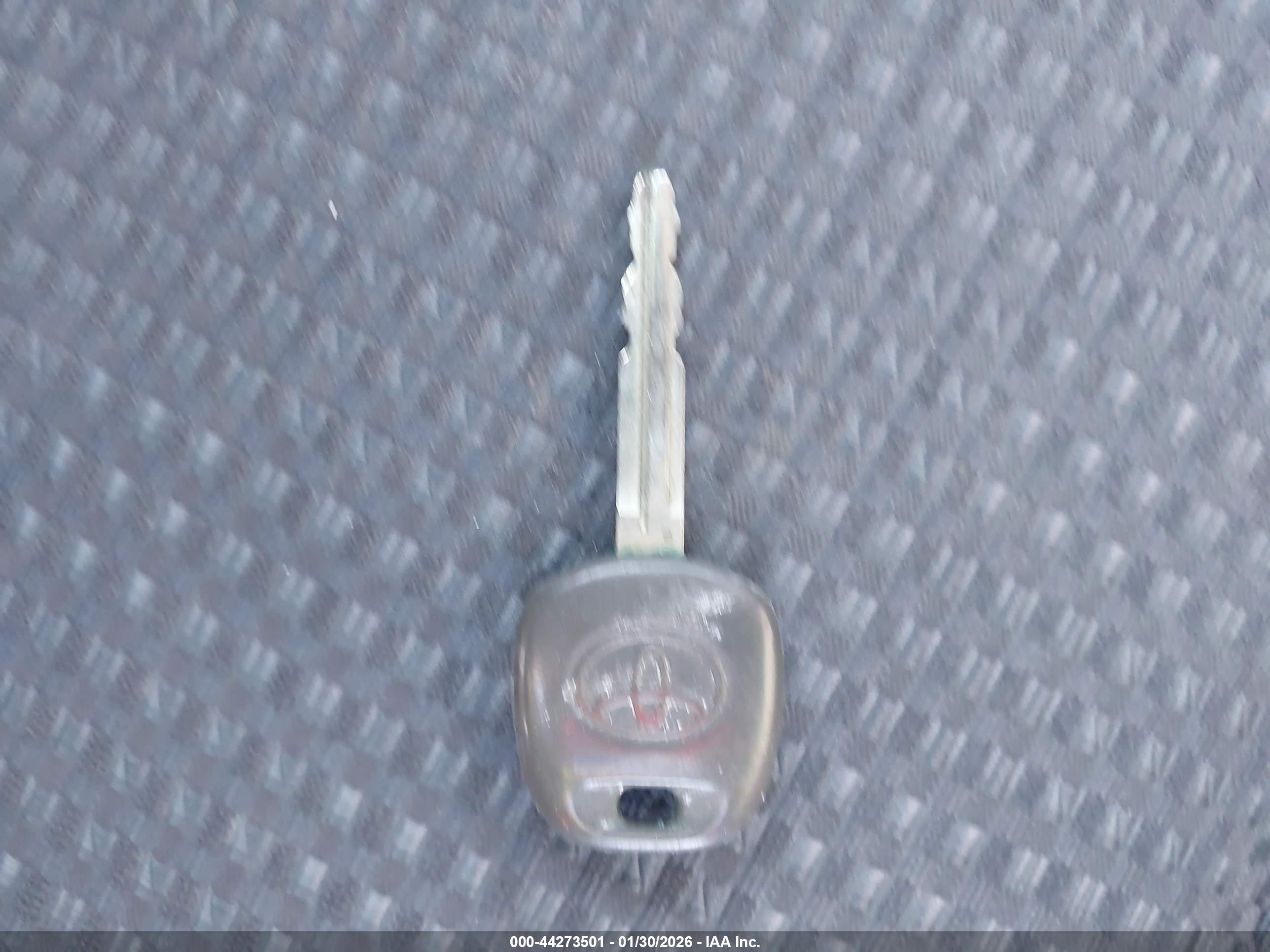 TOYOTA 4RUNNER image 11