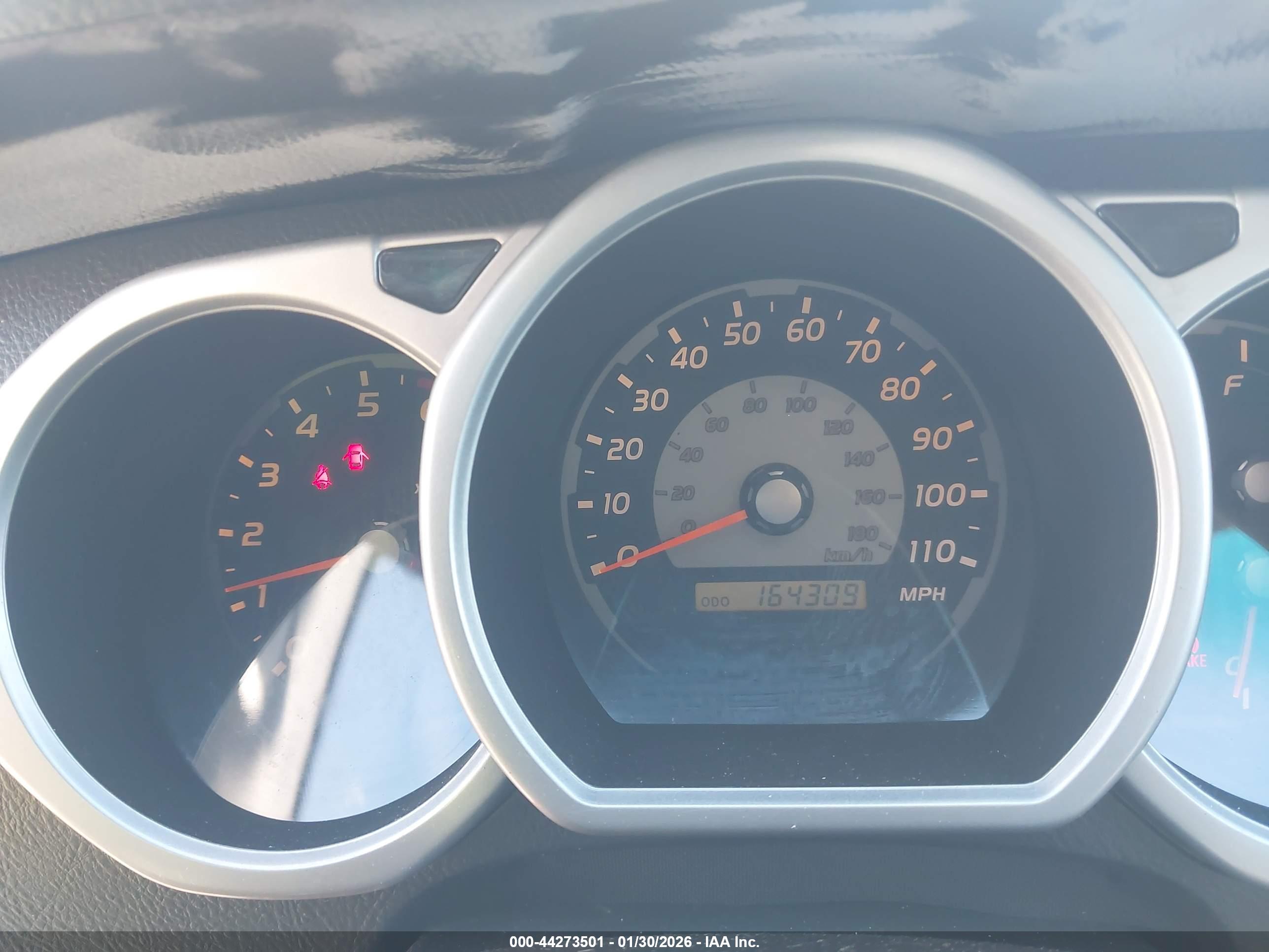 TOYOTA 4RUNNER image 7