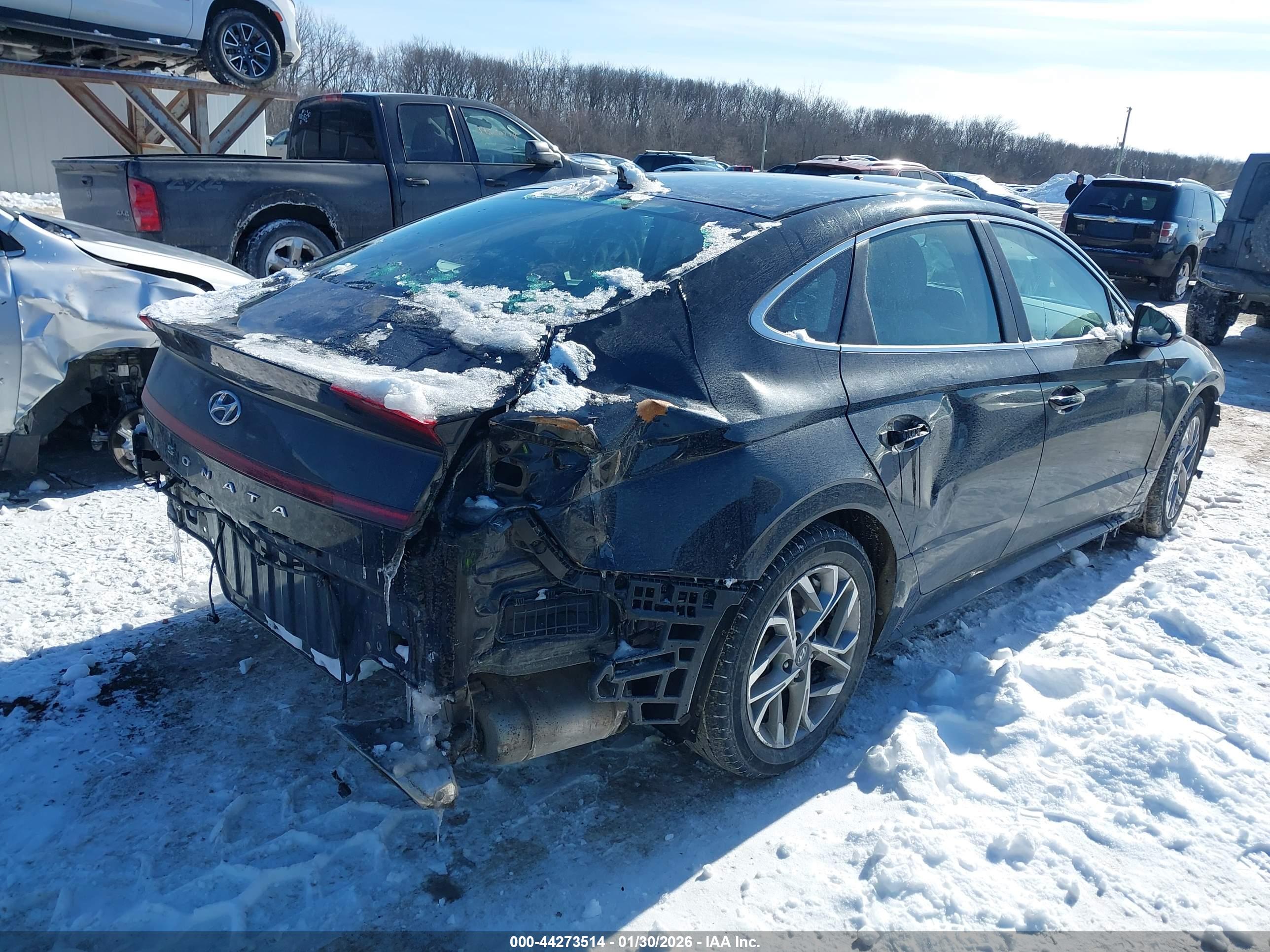 HYUNDAI SONATA image 4