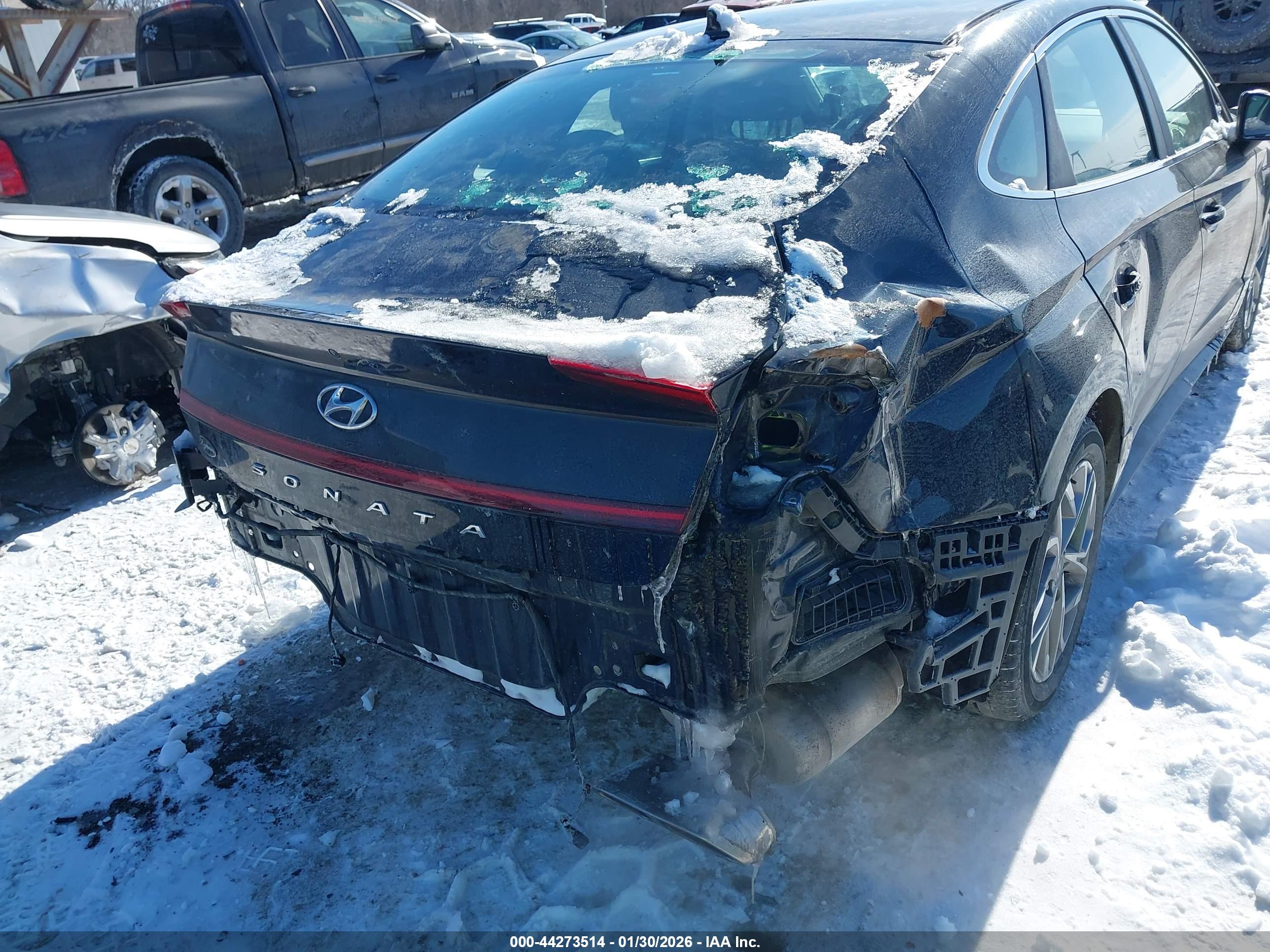 HYUNDAI SONATA image 6