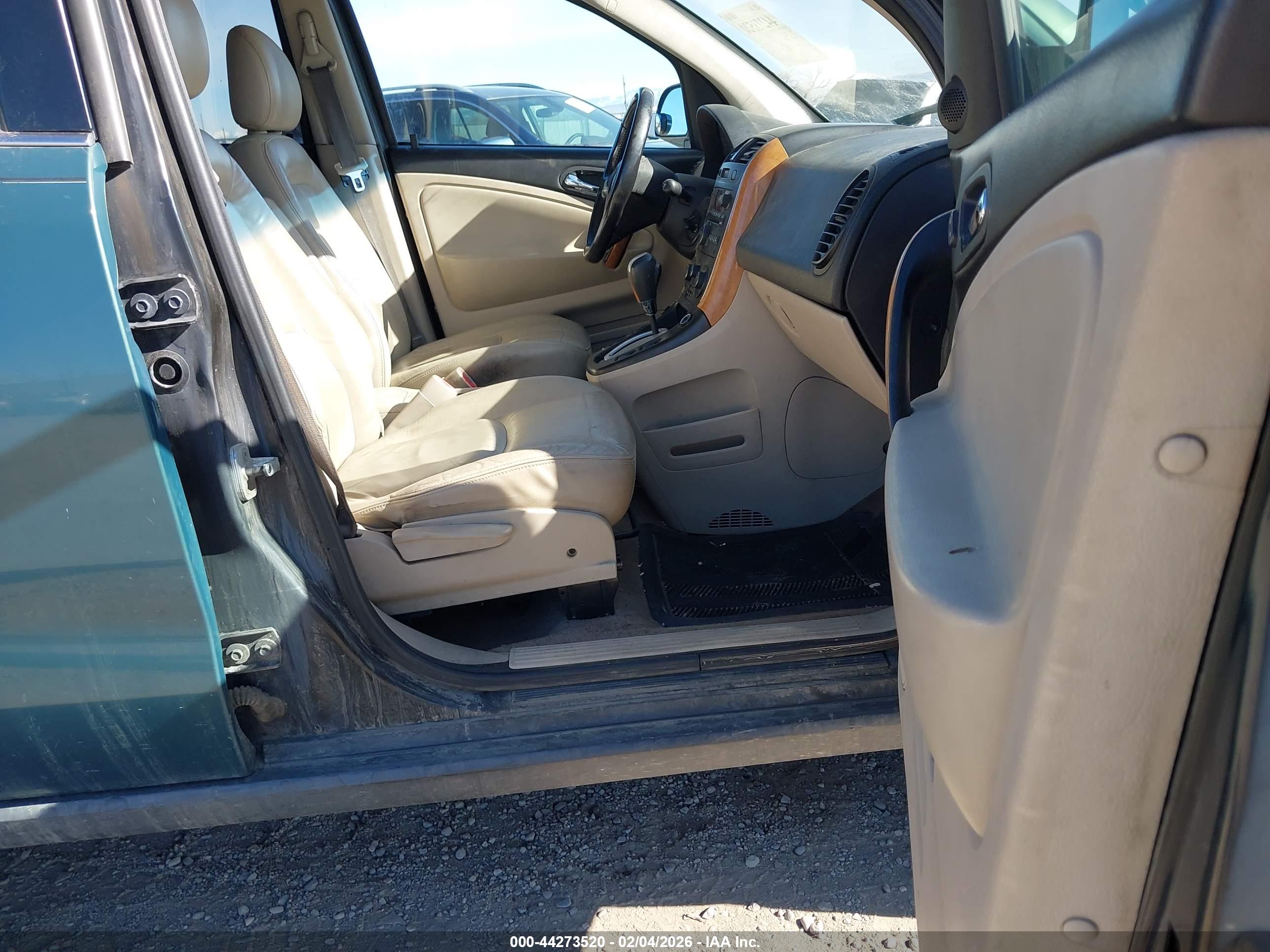 SATURN VUE image 5