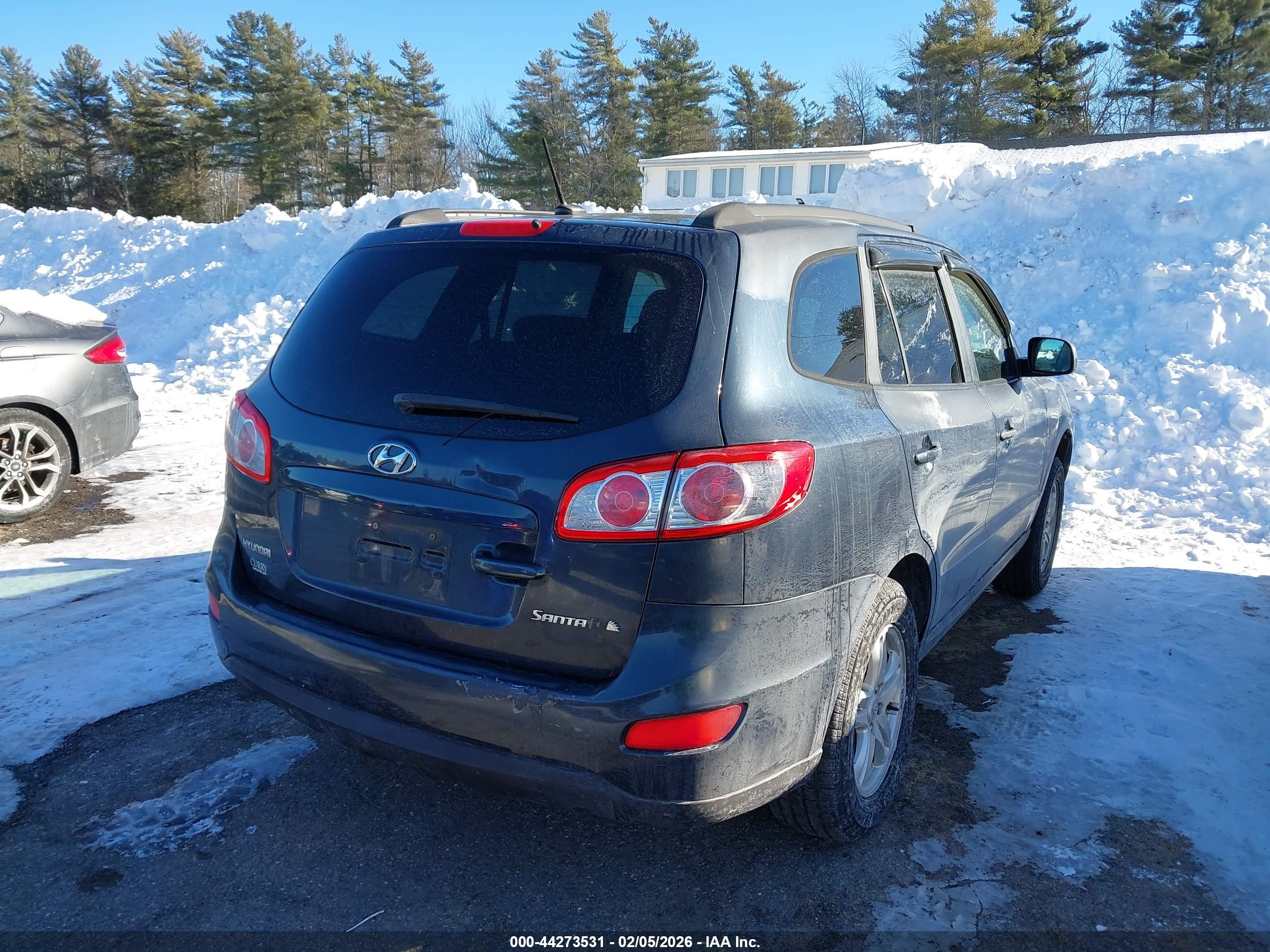 HYUNDAI SANTA image 4