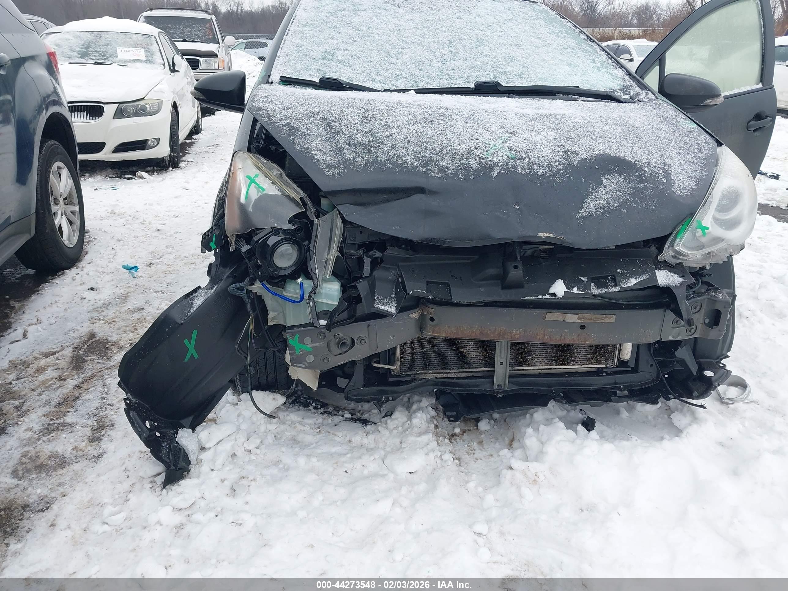 TOYOTA PRIUS image 6