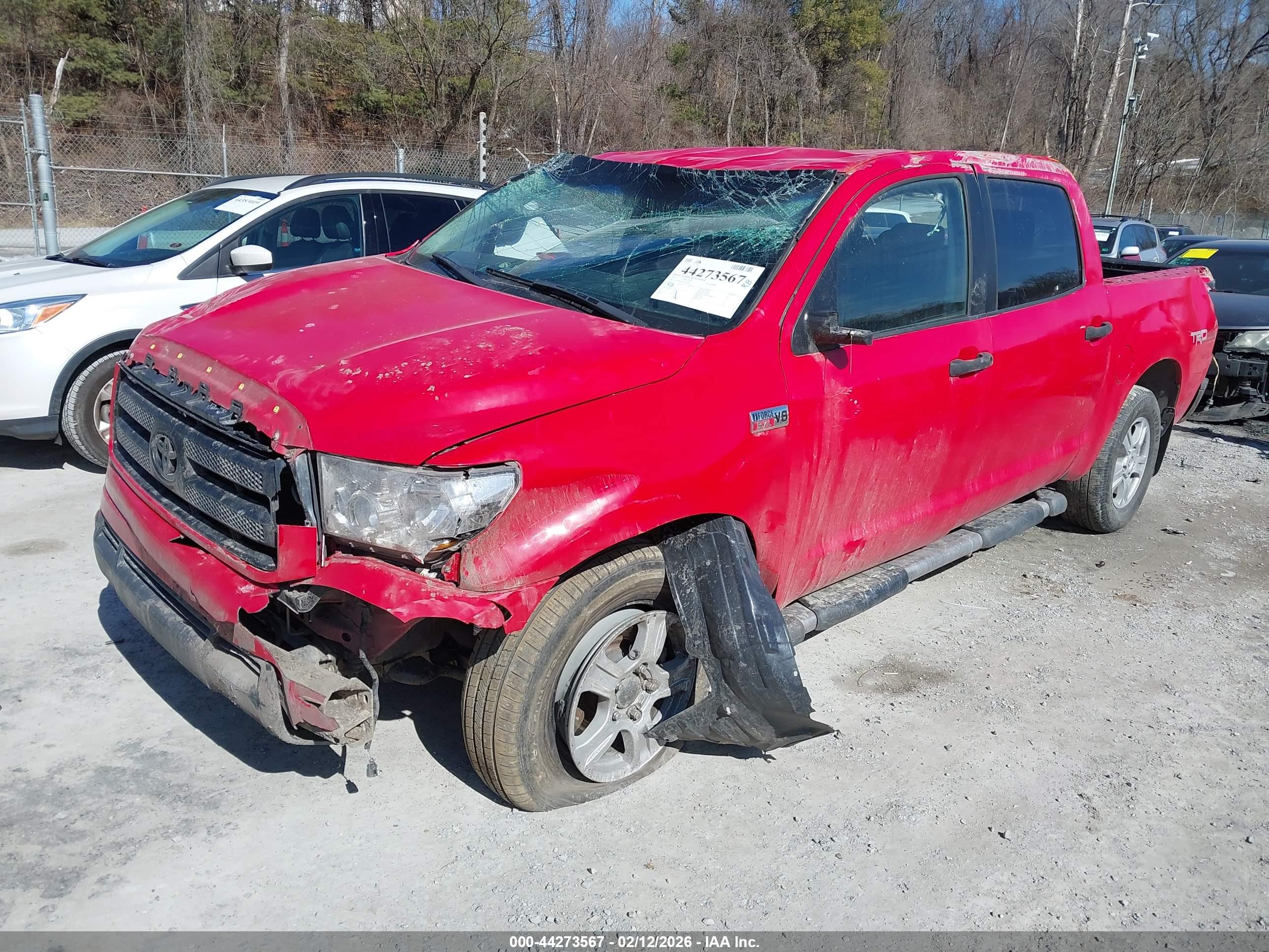 TOYOTA TUNDRA image 2